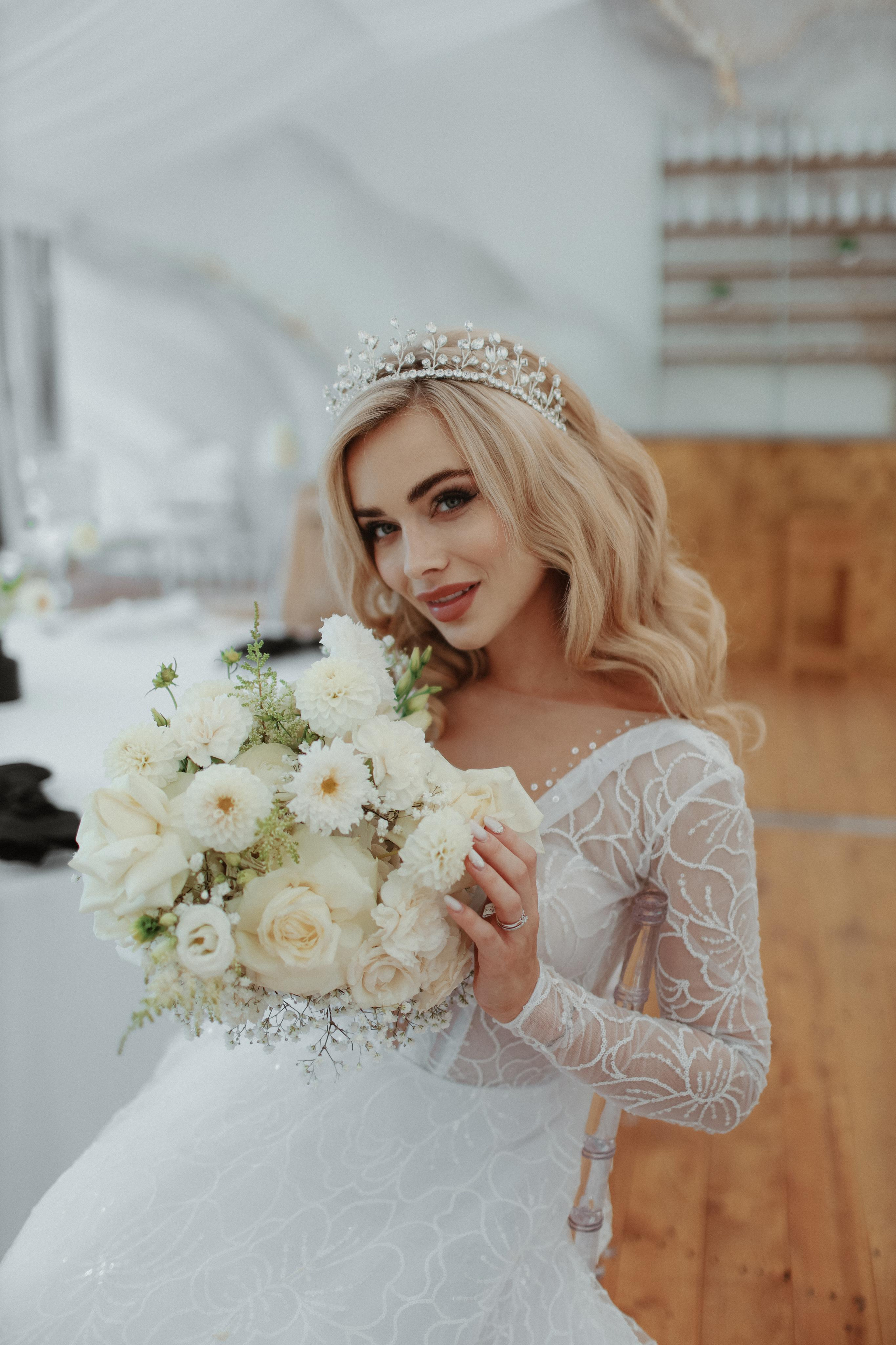 September 2023 — Wedding Hrad Kunzov. Wedding & love story photographer Prague, Europe Elizaveta Gritsenko