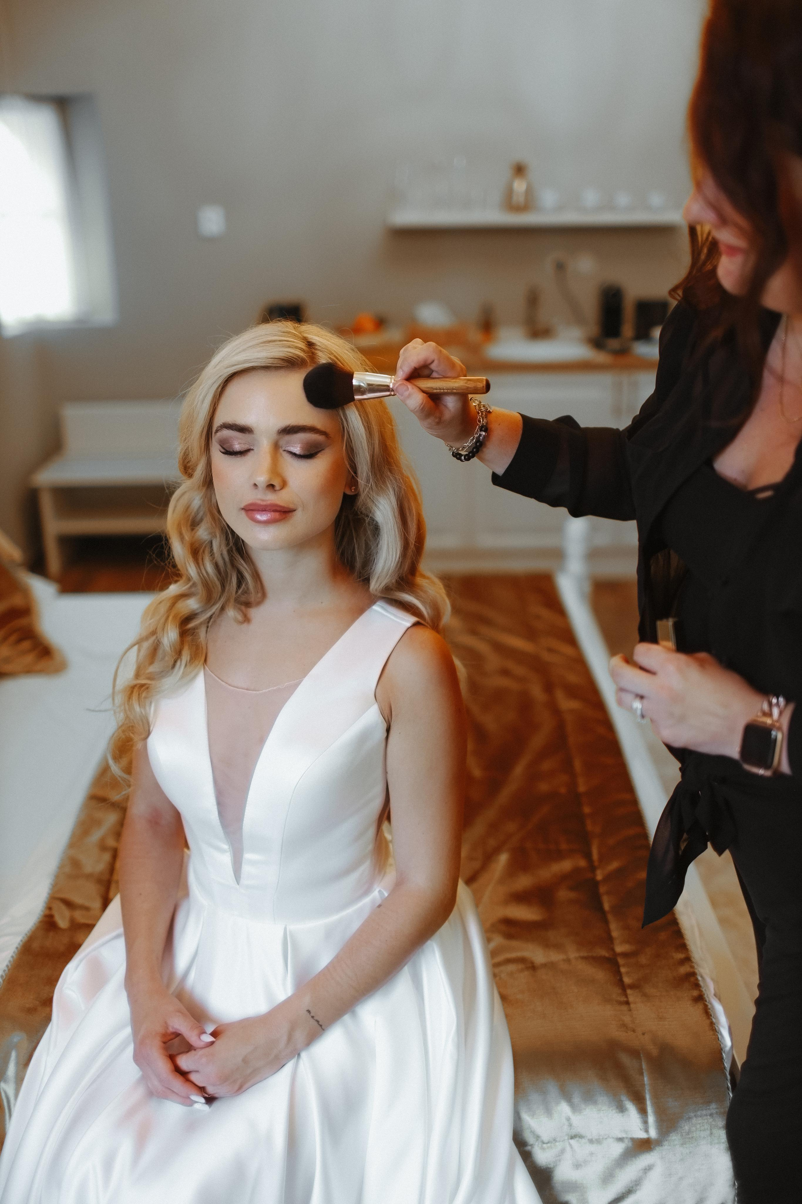 September 2023 — Wedding Hrad Kunzov. Wedding & love story photographer Prague, Europe Elizaveta Gritsenko