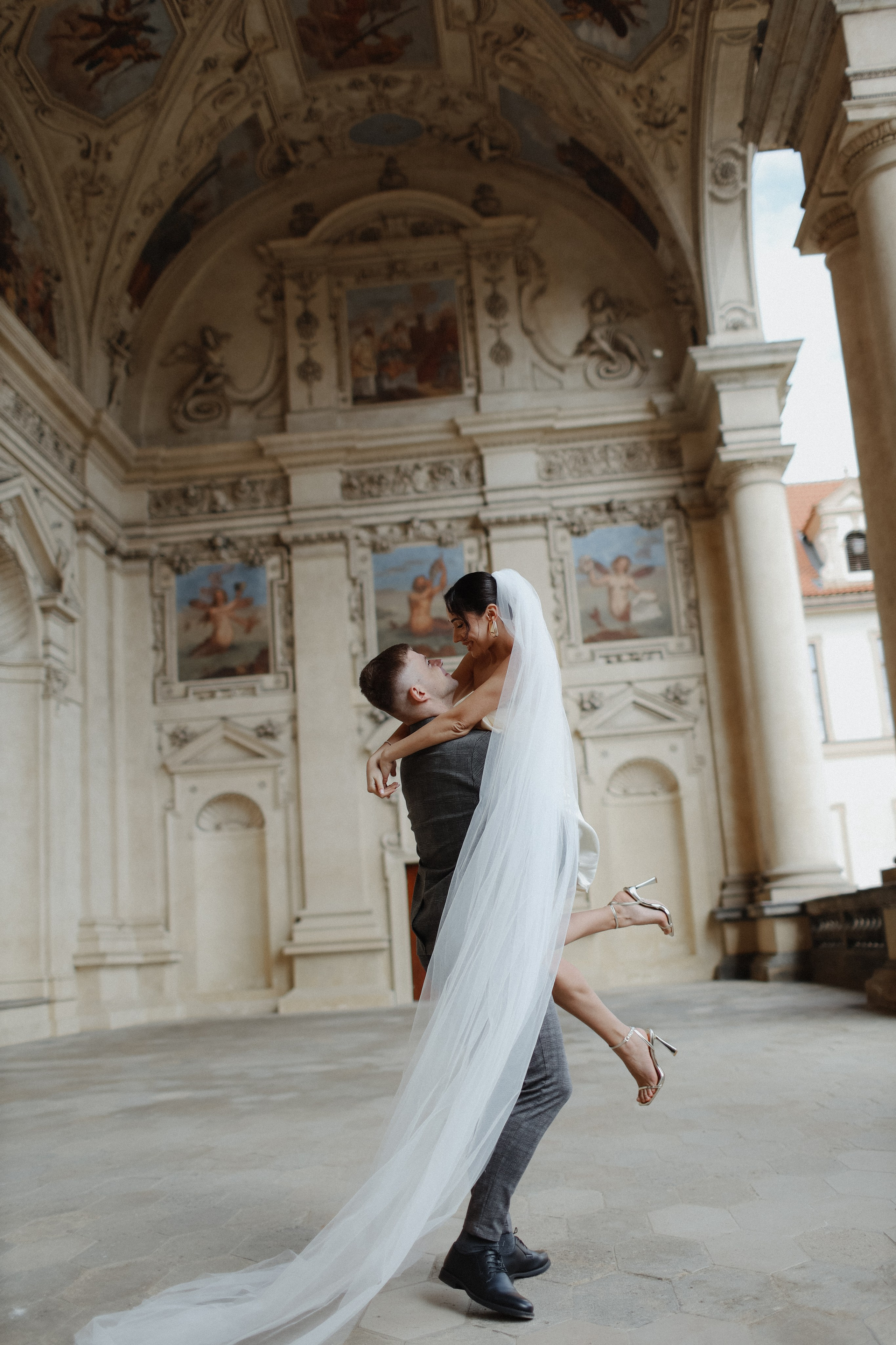 April 2024- pre wedding Sergey & Tanya. Свадебный, лав стори фотограф в Праге, Европе Елизавета Гриценко