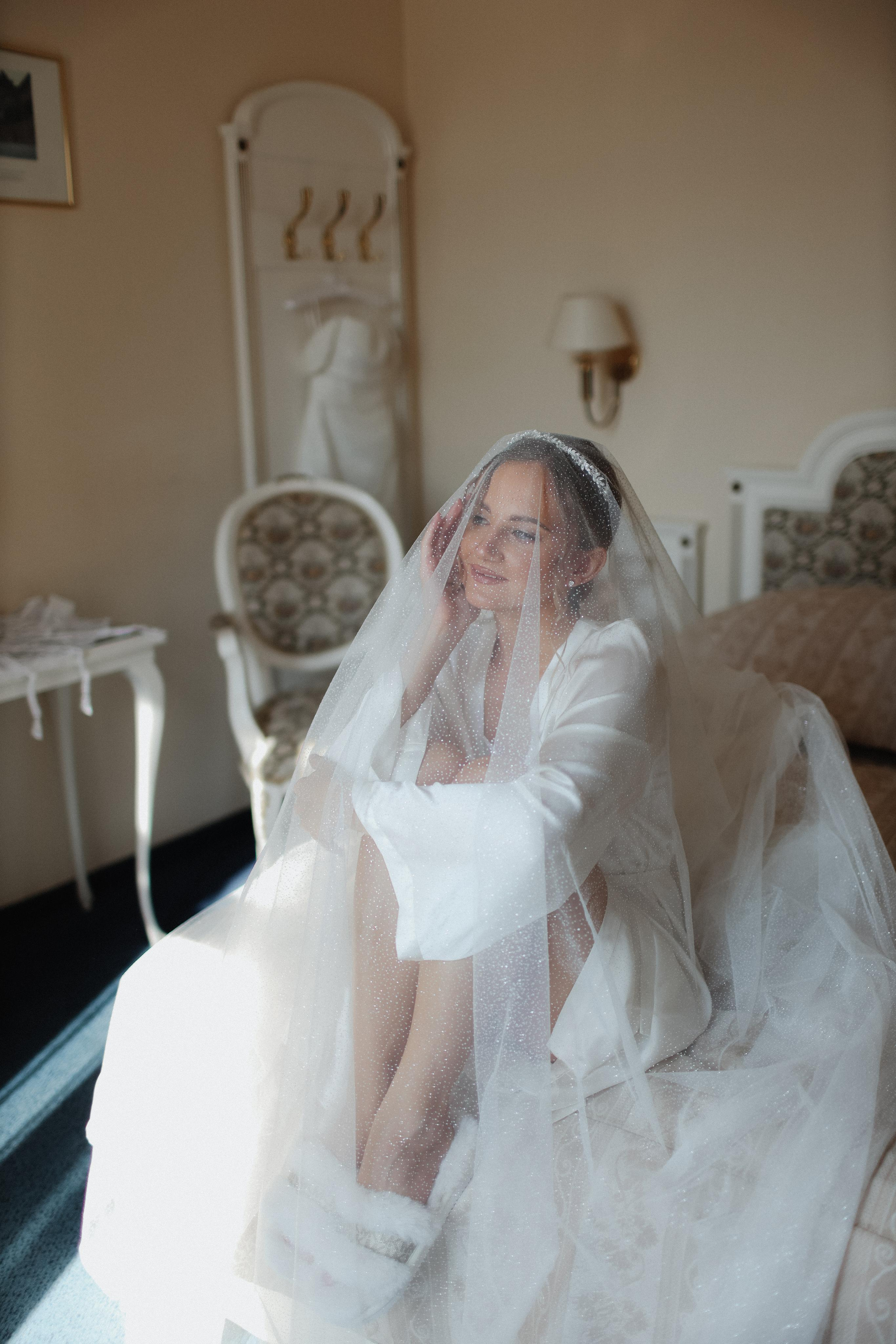 August 2023 — Elizabeth & Evgeniy. Свадебный, лав стори фотограф в Праге, Европе Елизавета Гриценко