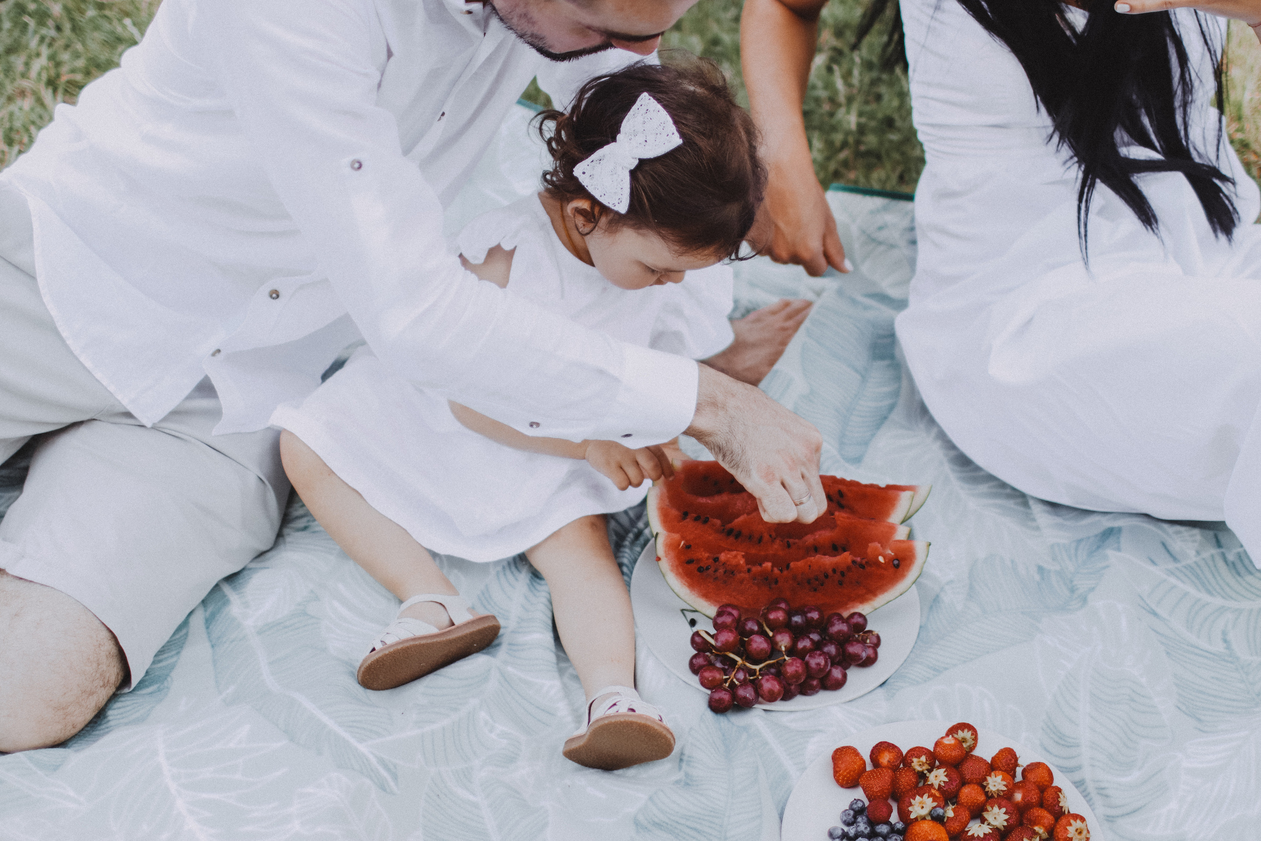 Love story / family story. Wedding & love story photographer Prague, Europe Elizaveta Gritsenko