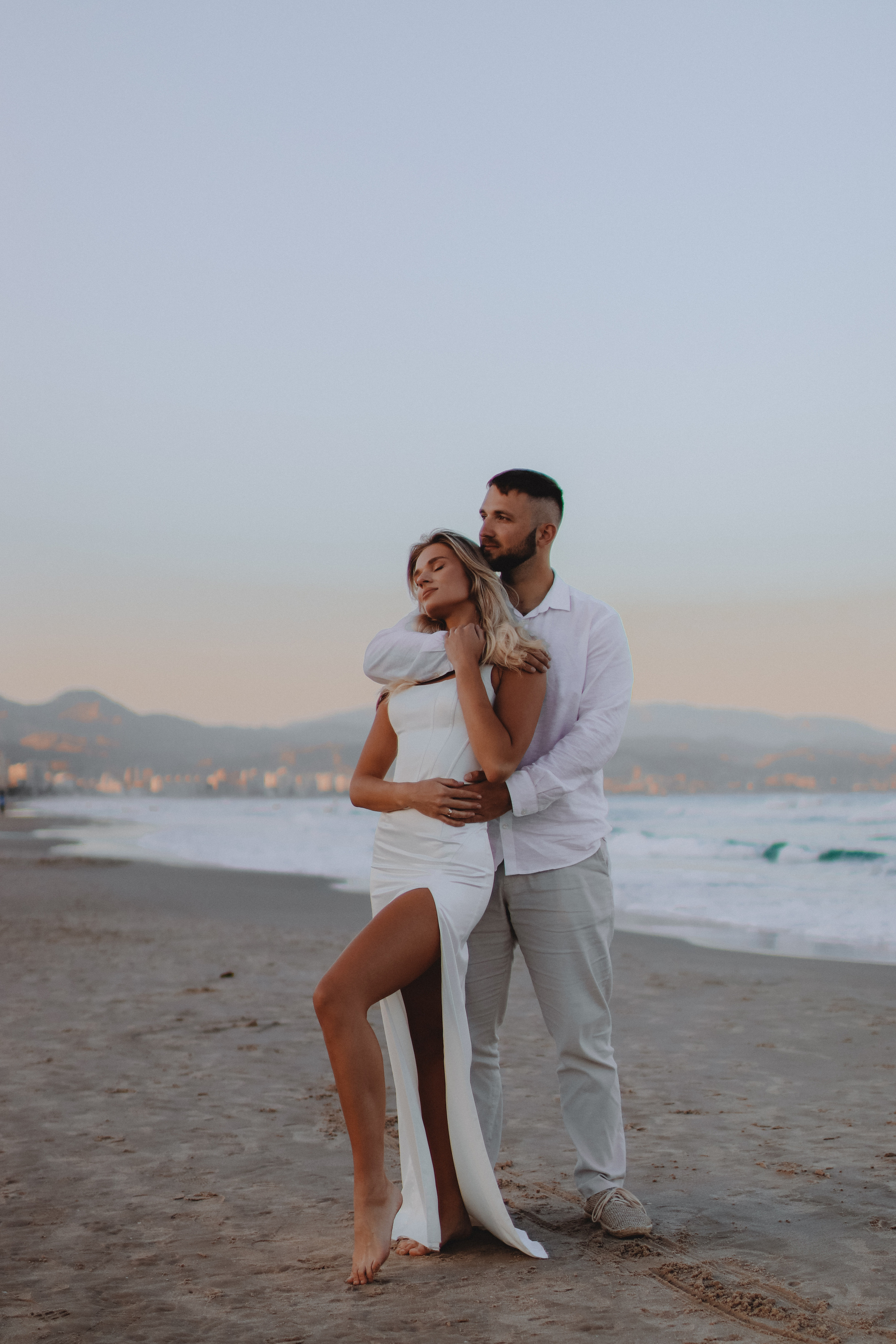 April 2023 — Vika & Egor Elopement wedding in Alicante. Wedding & love story photographer Prague, Europe Elizaveta Gritsenko