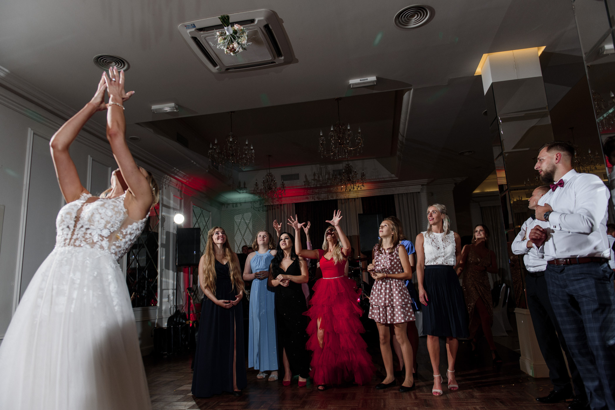 Okropna pogoda, piękna Panna młoda :). NK Picture - Fotograf Lublin, Warszawa