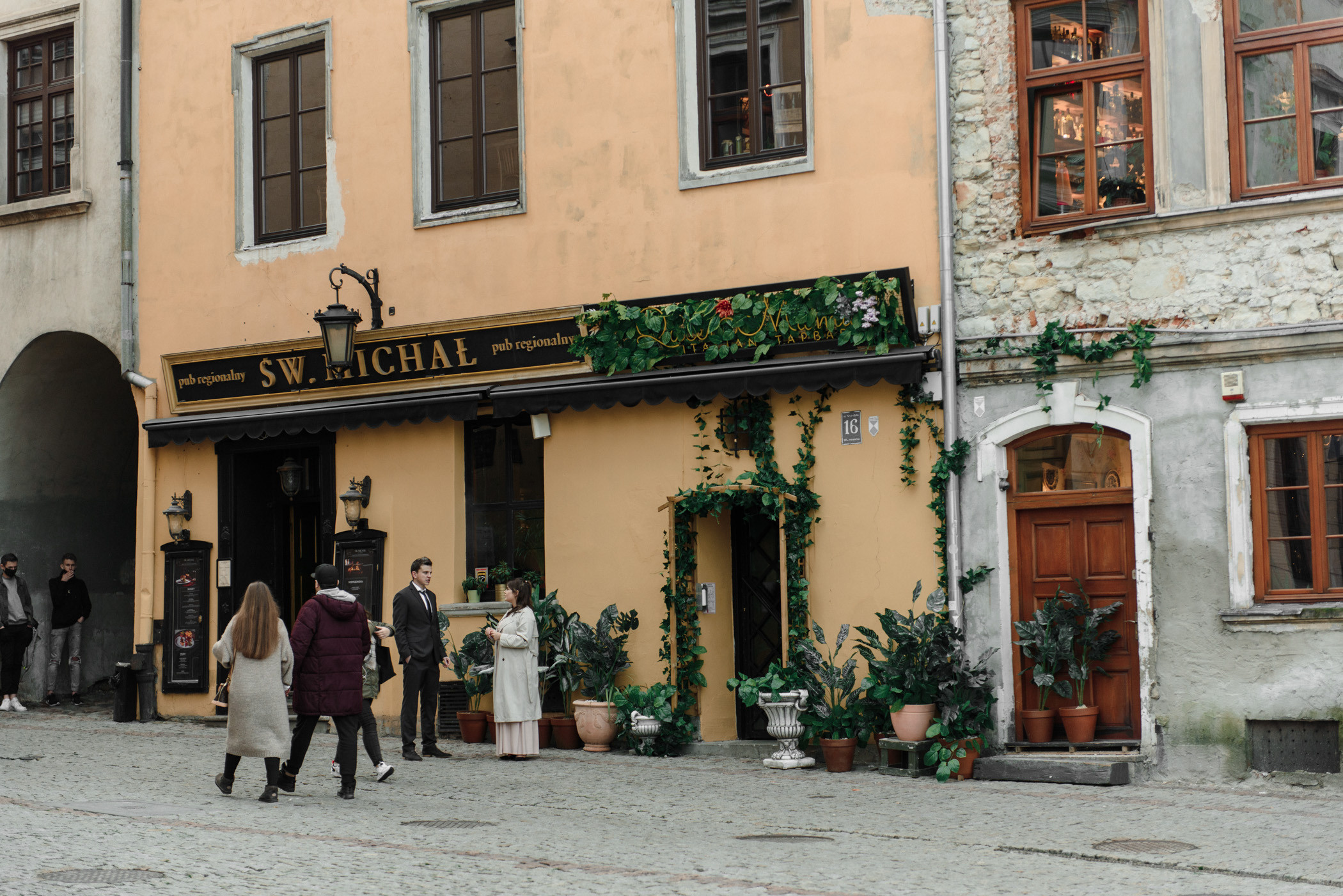 Kameralny ślub w gronie najbliższych. NK Picture - Fotograf Lublin, Warszawa