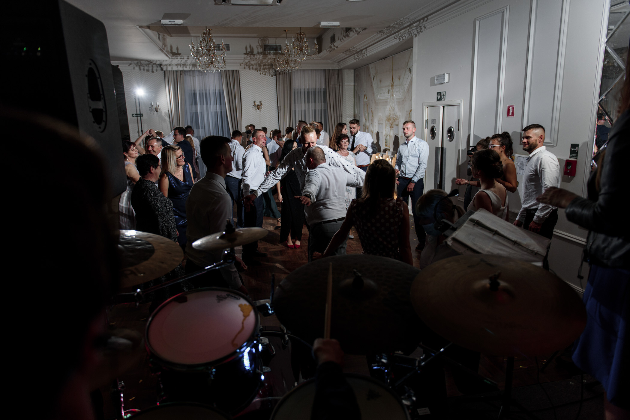 Okropna pogoda, piękna Panna młoda :). NK Picture - Fotograf Lublin, Warszawa