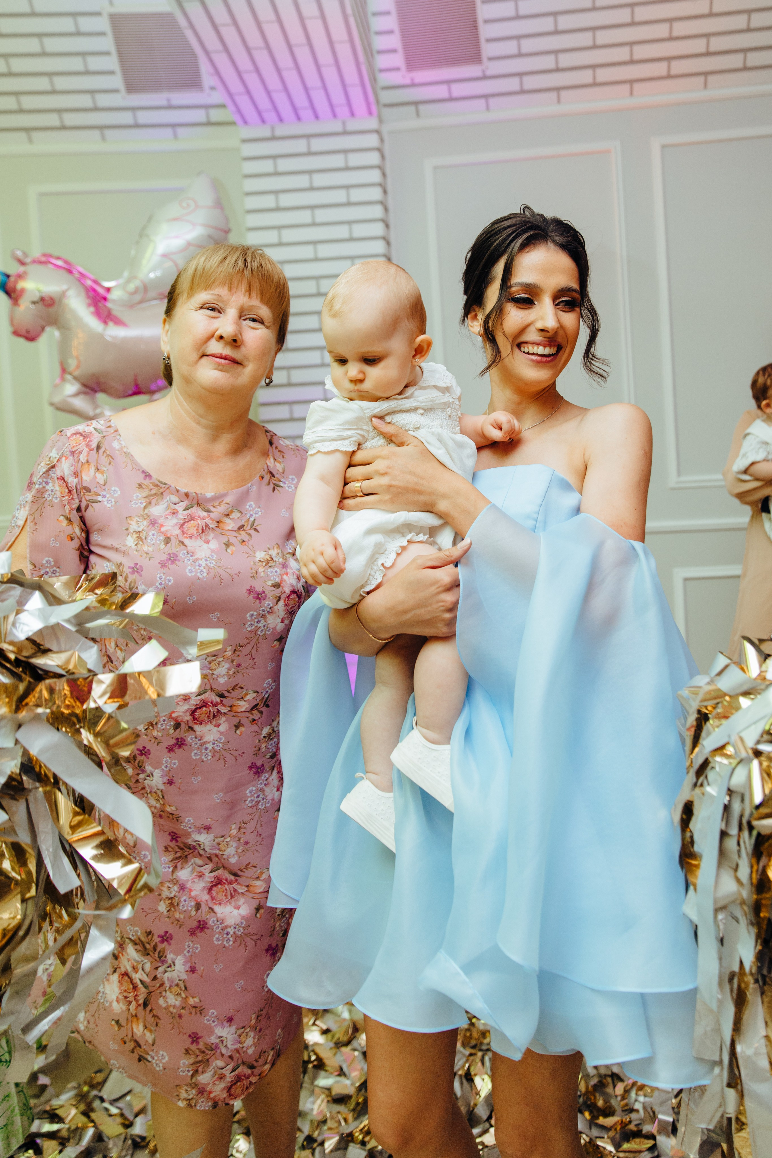 Antonia. Fotograf de nuntă și evenimente private!