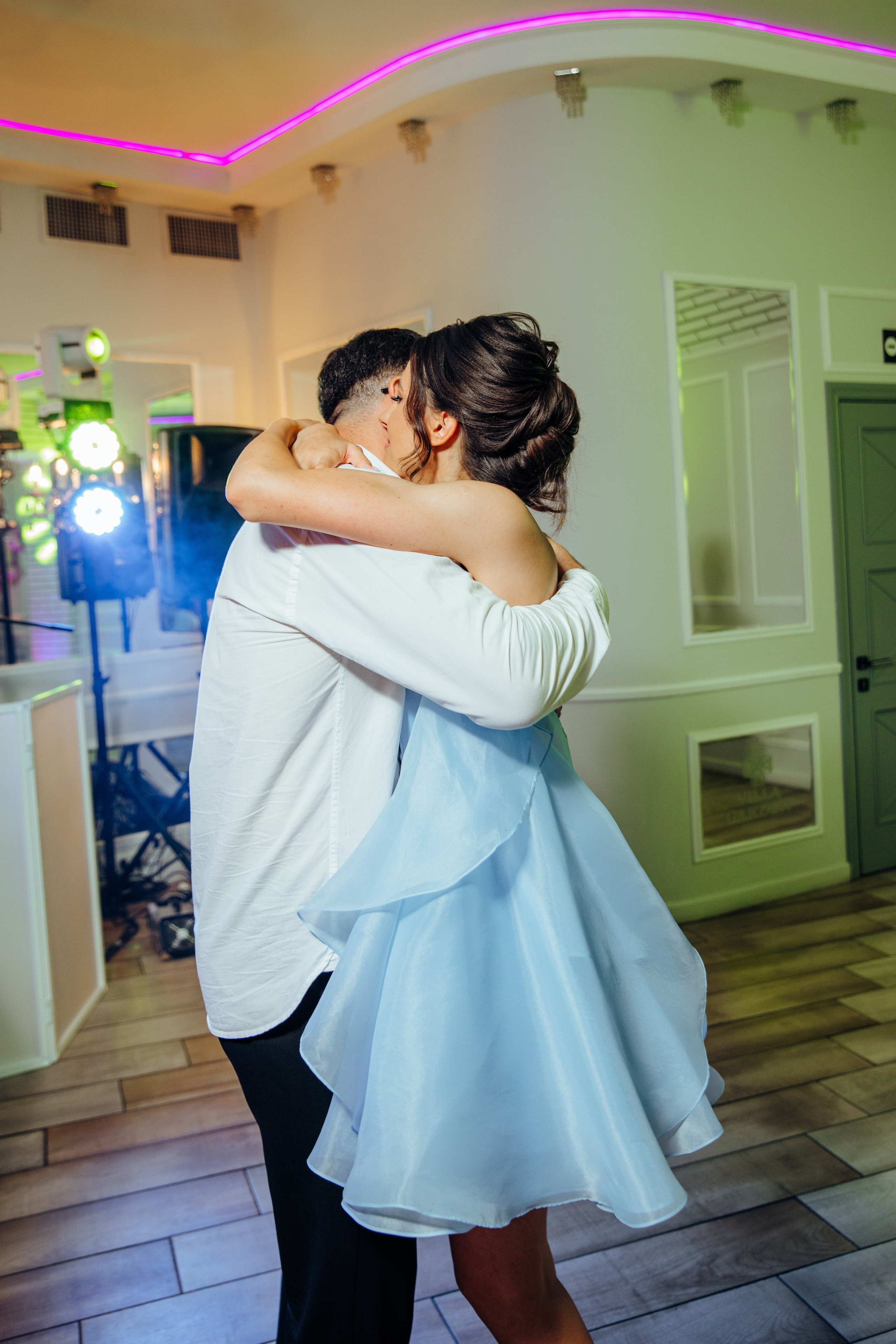 Antonia. Fotograf de nuntă și evenimente private!