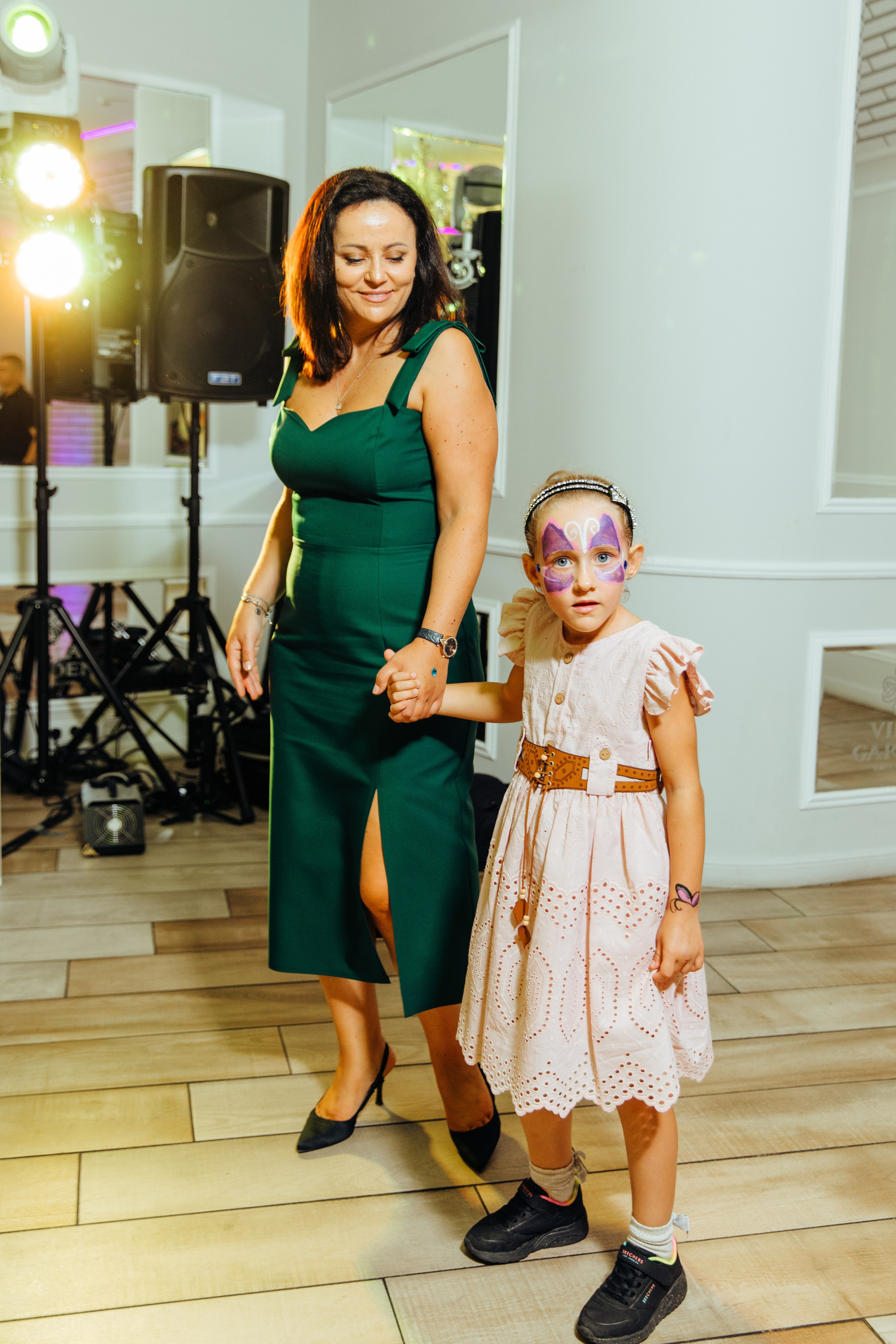 Antonia. Fotograf de nuntă și evenimente private!