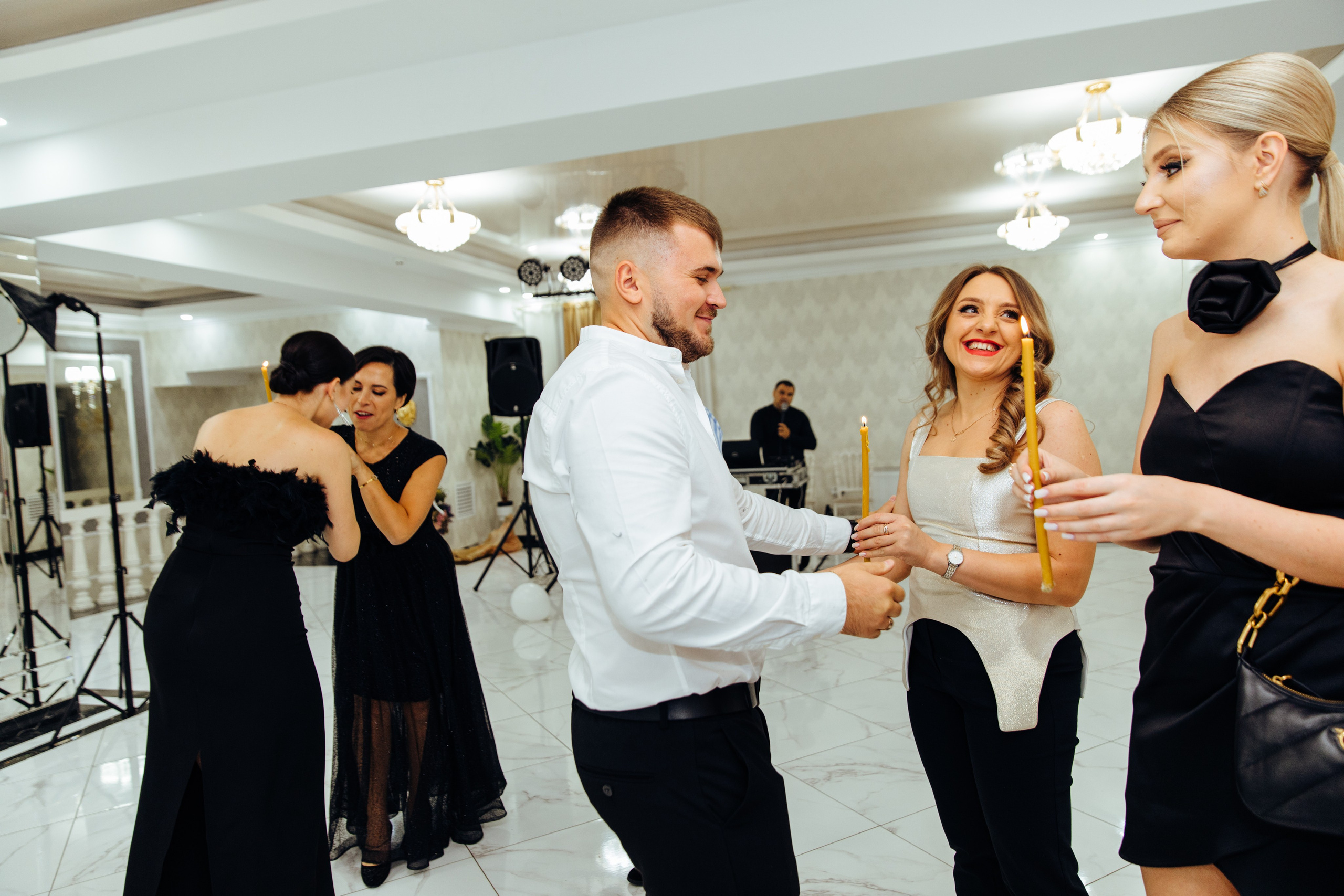 Emma. Fotograf de nuntă și evenimente private!