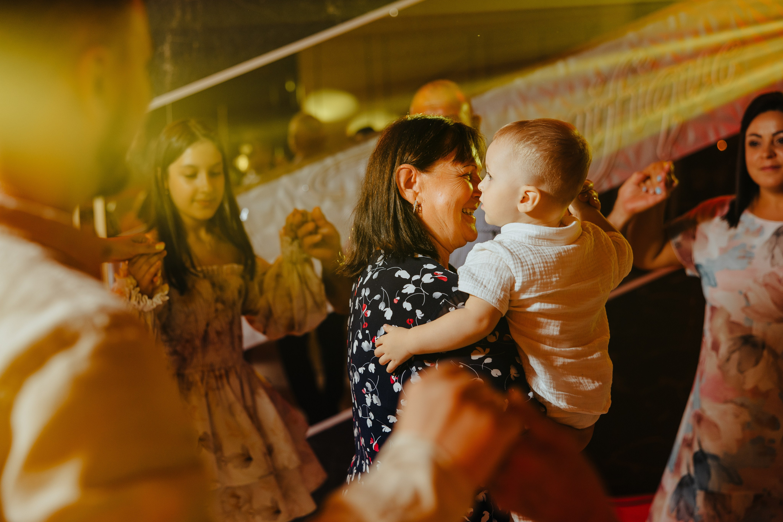 Delia. Fotograf de nuntă și evenimente private!