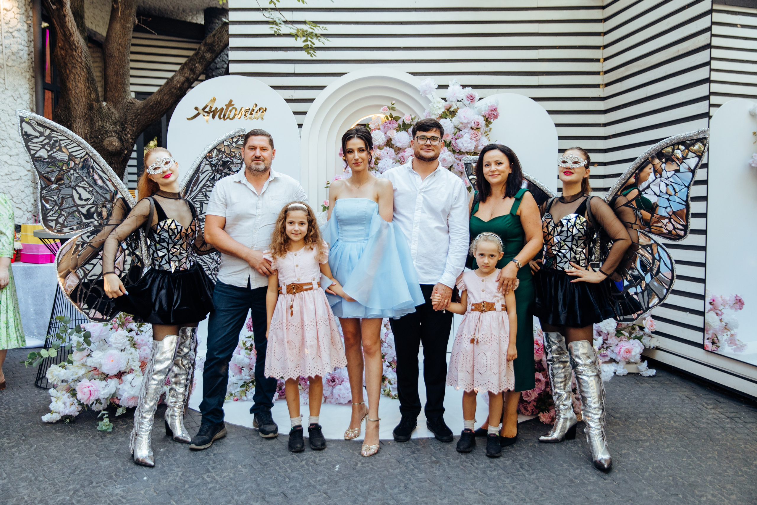 Antonia. Fotograf de nuntă și evenimente private!