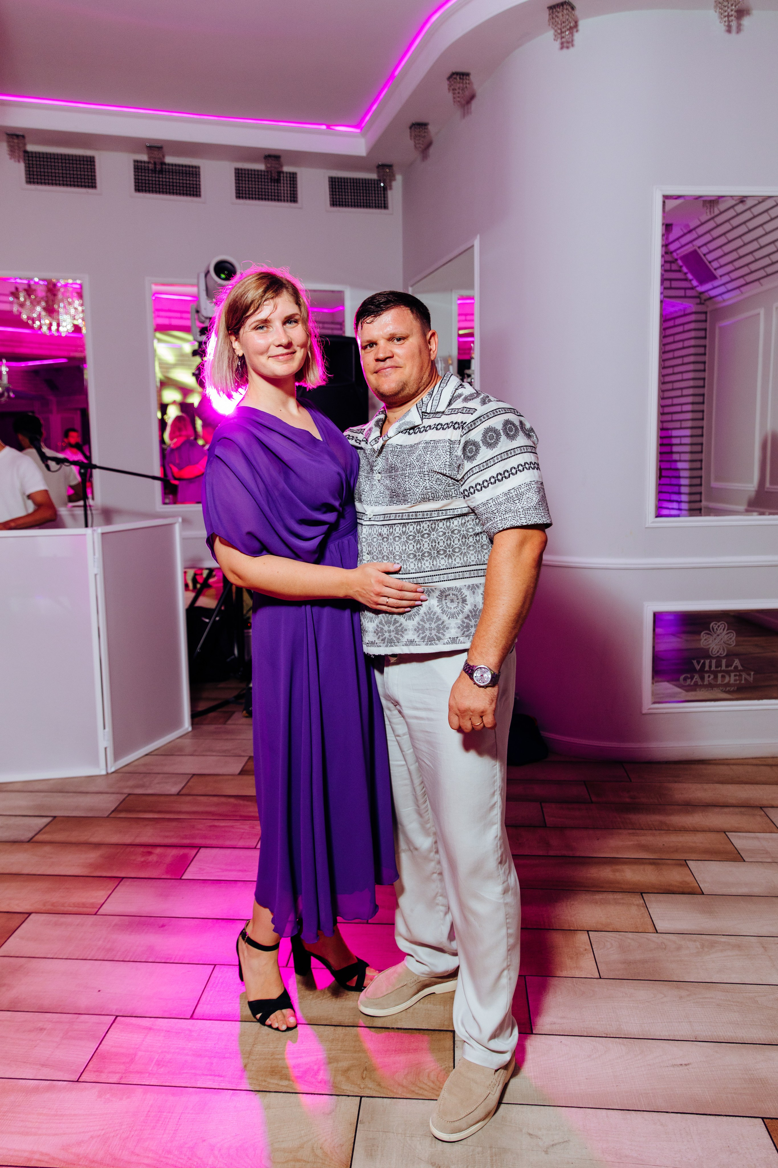 Antonia. Fotograf de nuntă și evenimente private!