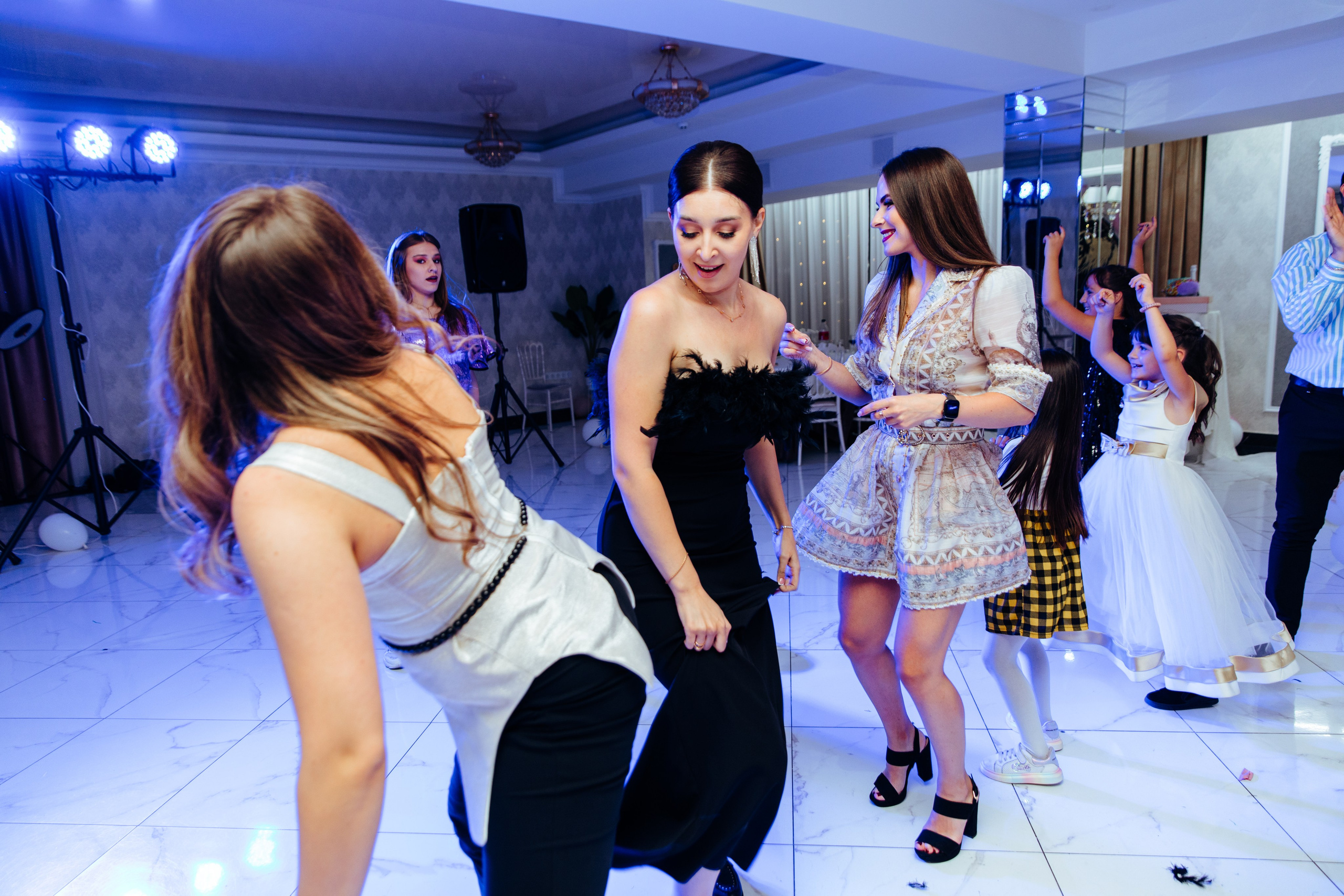 Emma. Fotograf de nuntă și evenimente private!