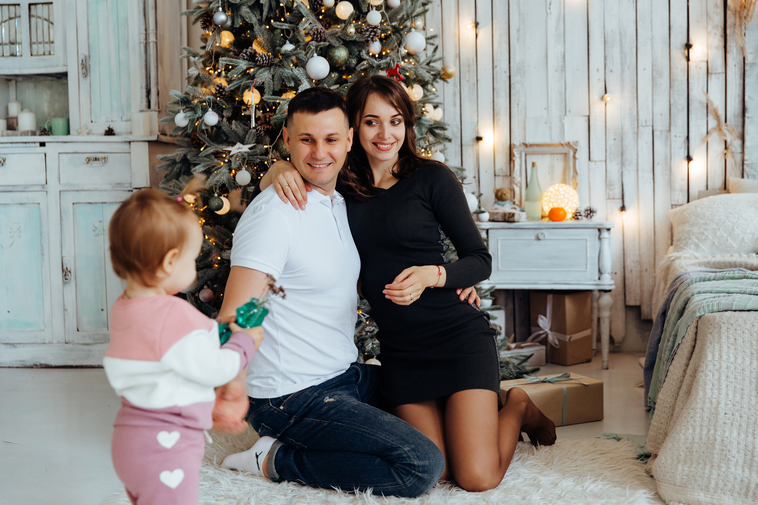 Magia sarbātorilor. Fotograf de nuntă și evenimente private!