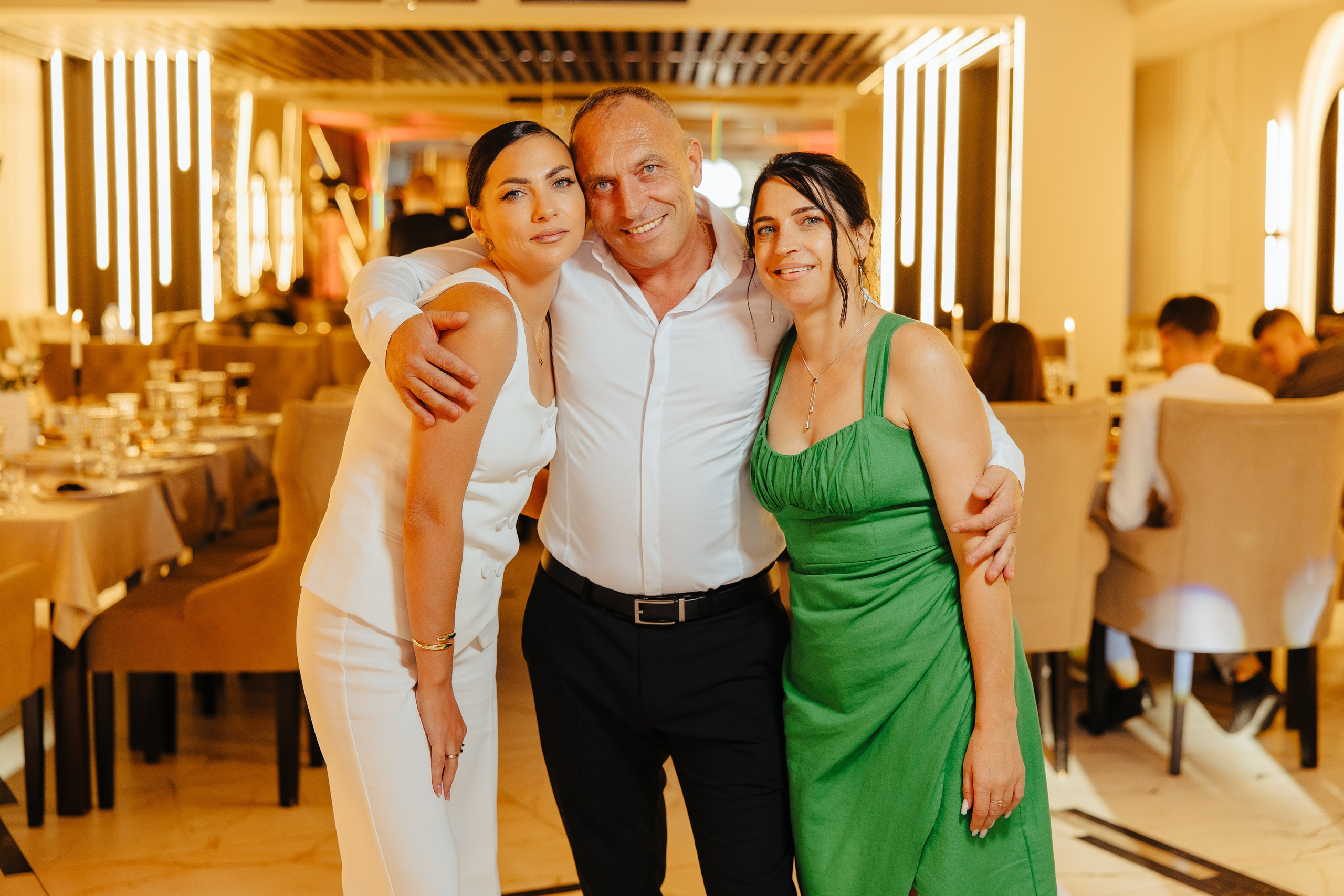 Delia. Fotograf de nuntă și evenimente private!