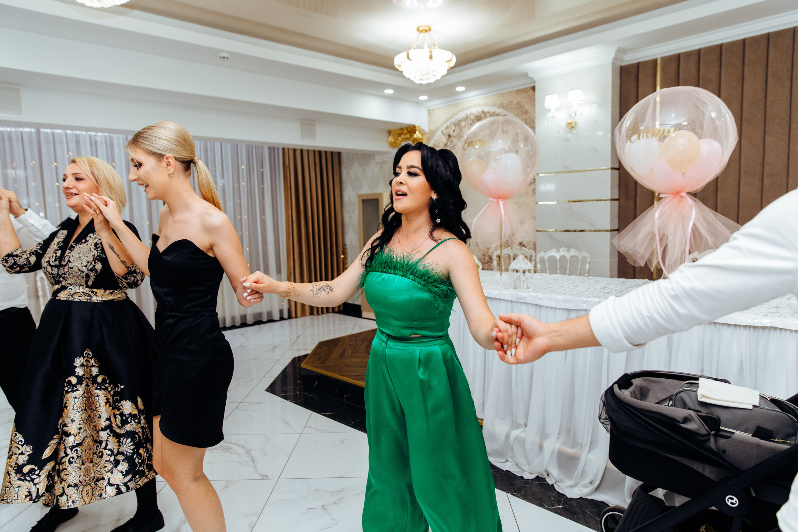 Emma. Fotograf de nuntă și evenimente private!