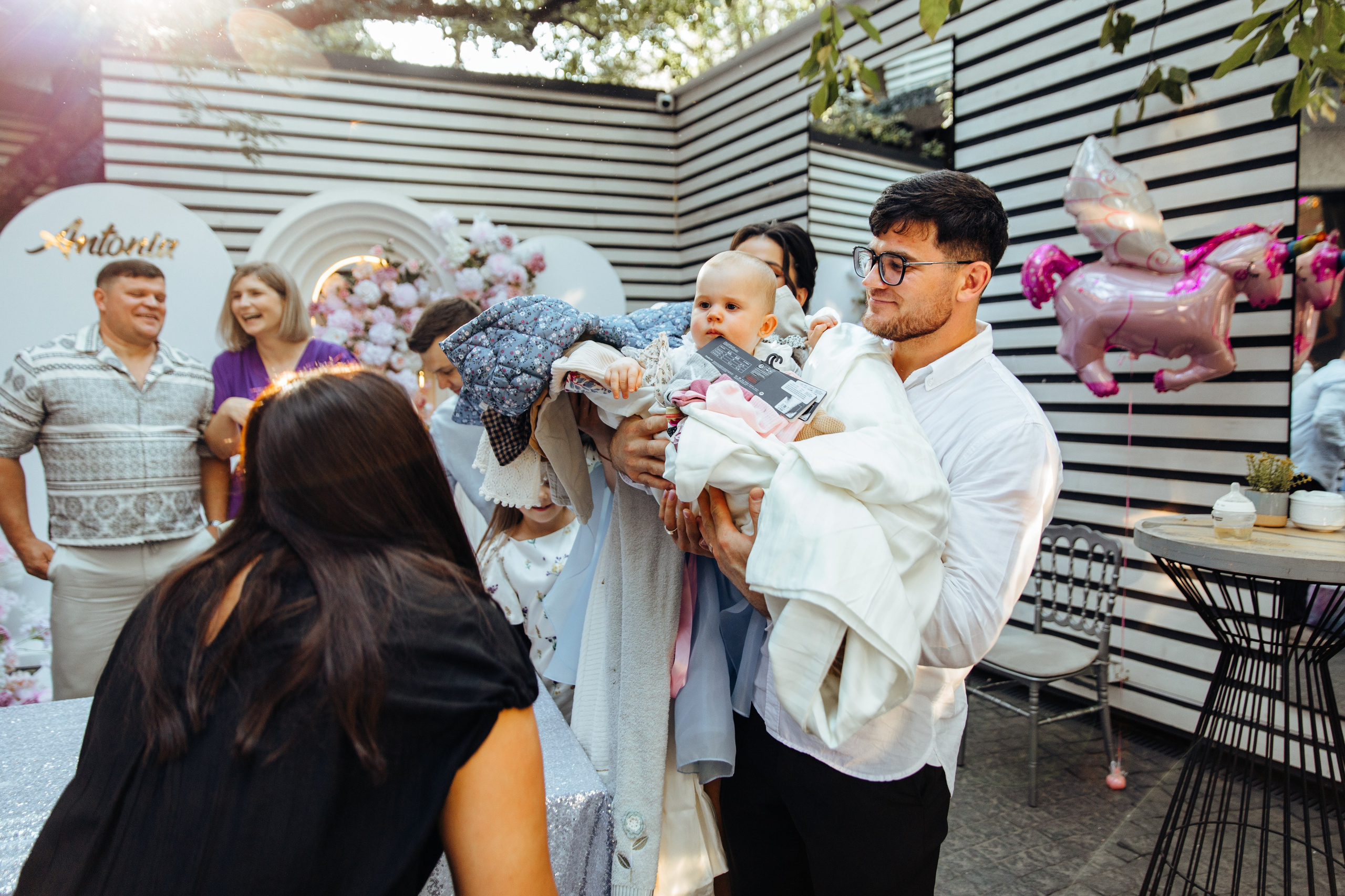 Antonia. Fotograf de nuntă și evenimente private!