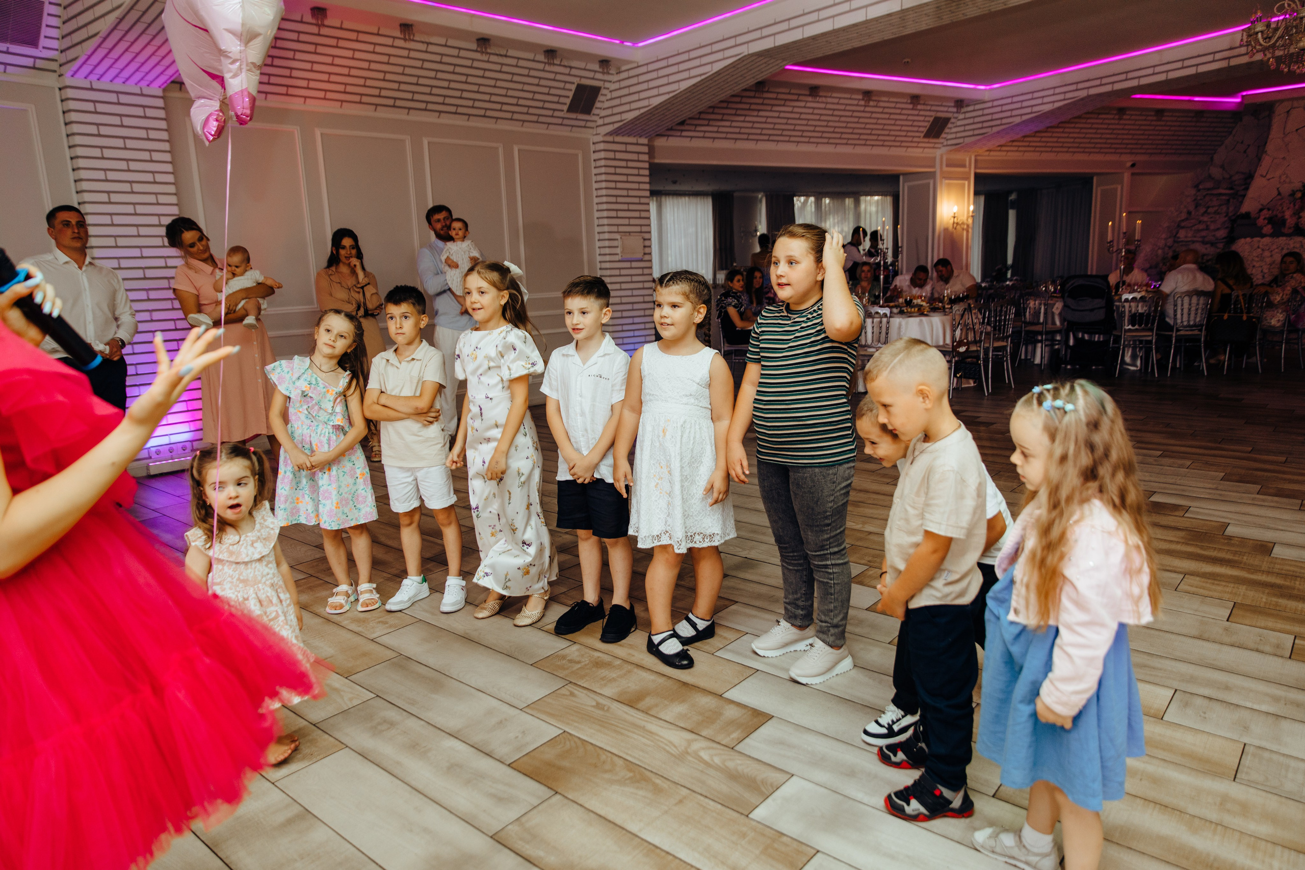 Antonia. Fotograf de nuntă și evenimente private!