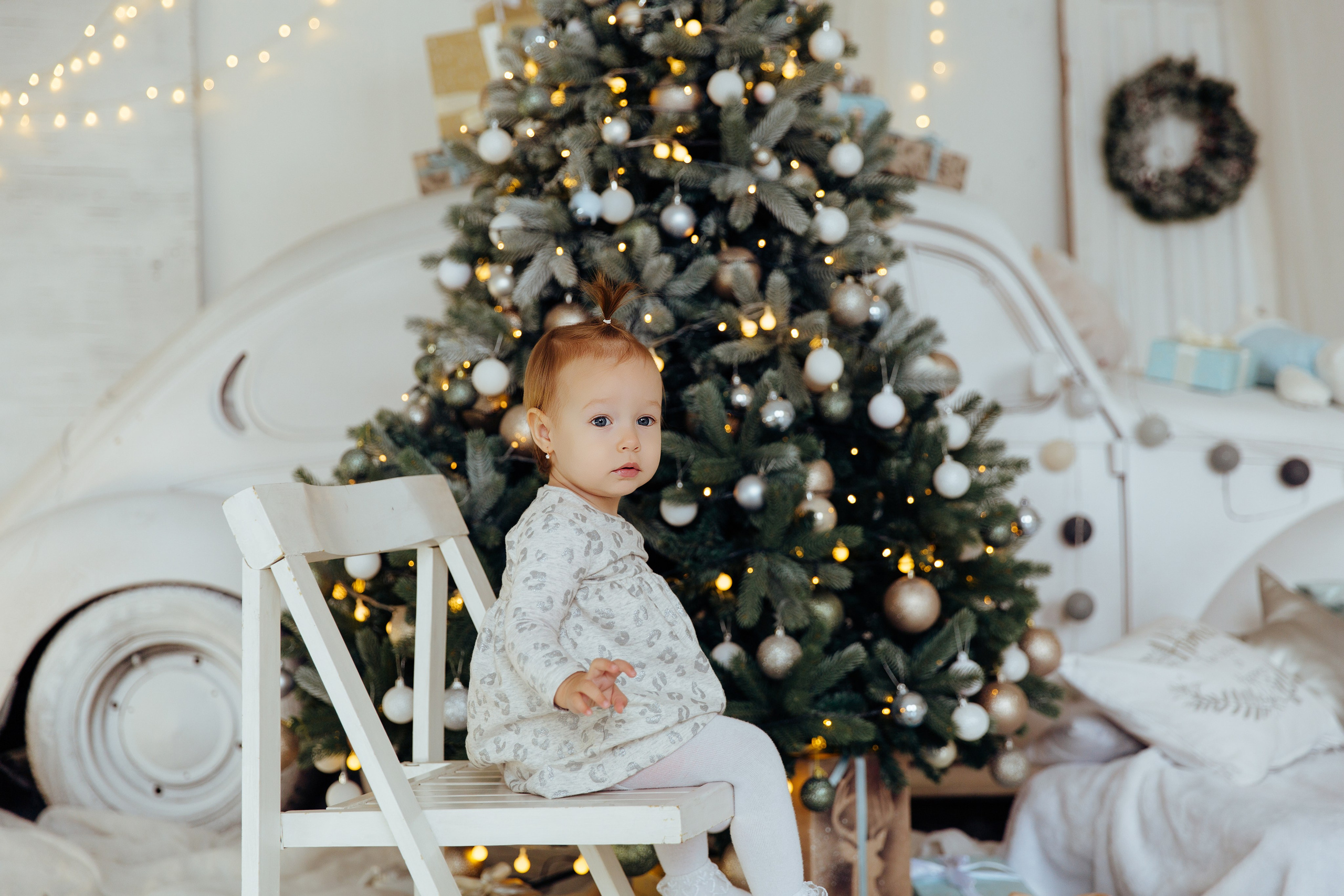 Magia sarbātorilor. Fotograf de nuntă și evenimente private!