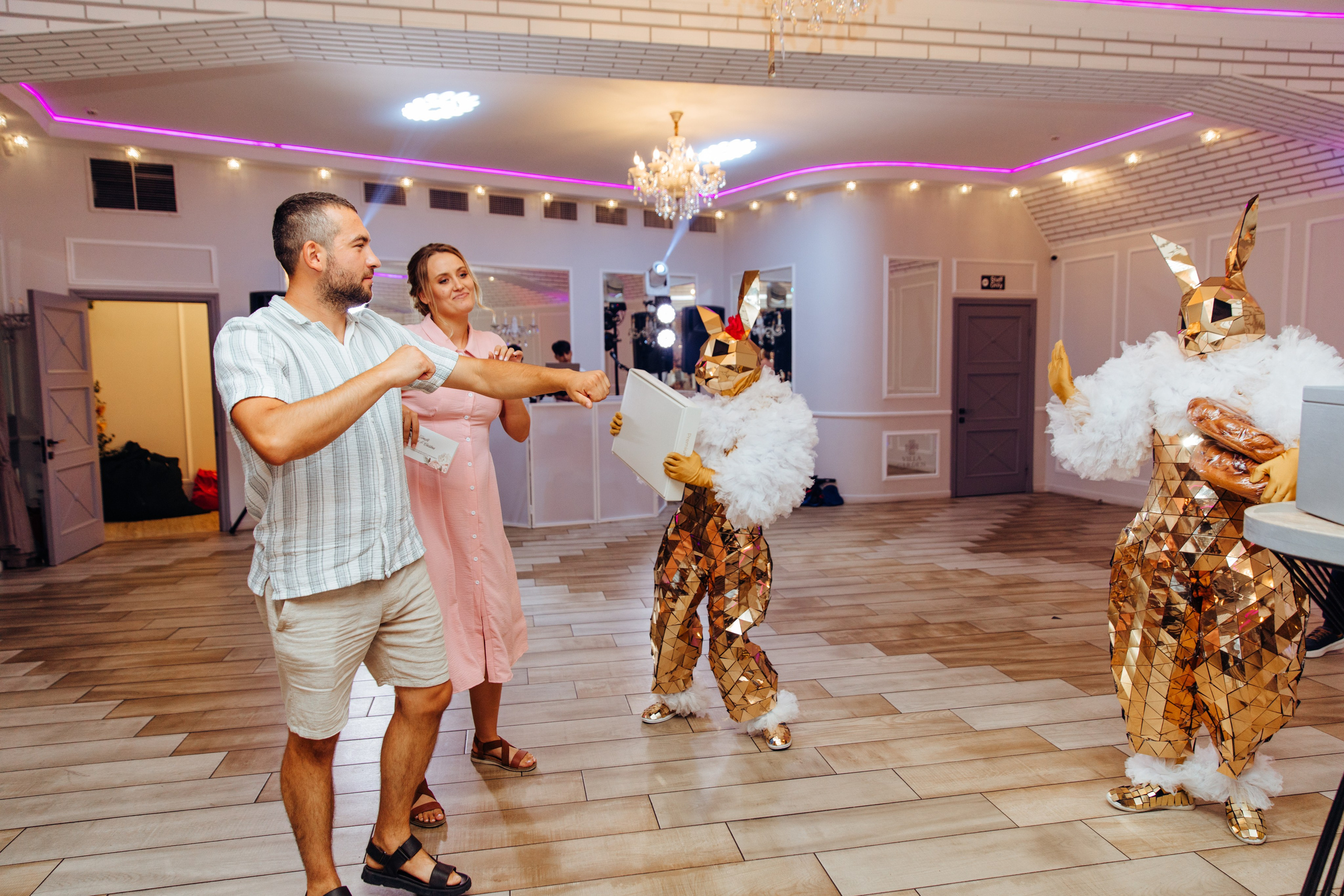 Antonia. Fotograf de nuntă și evenimente private!