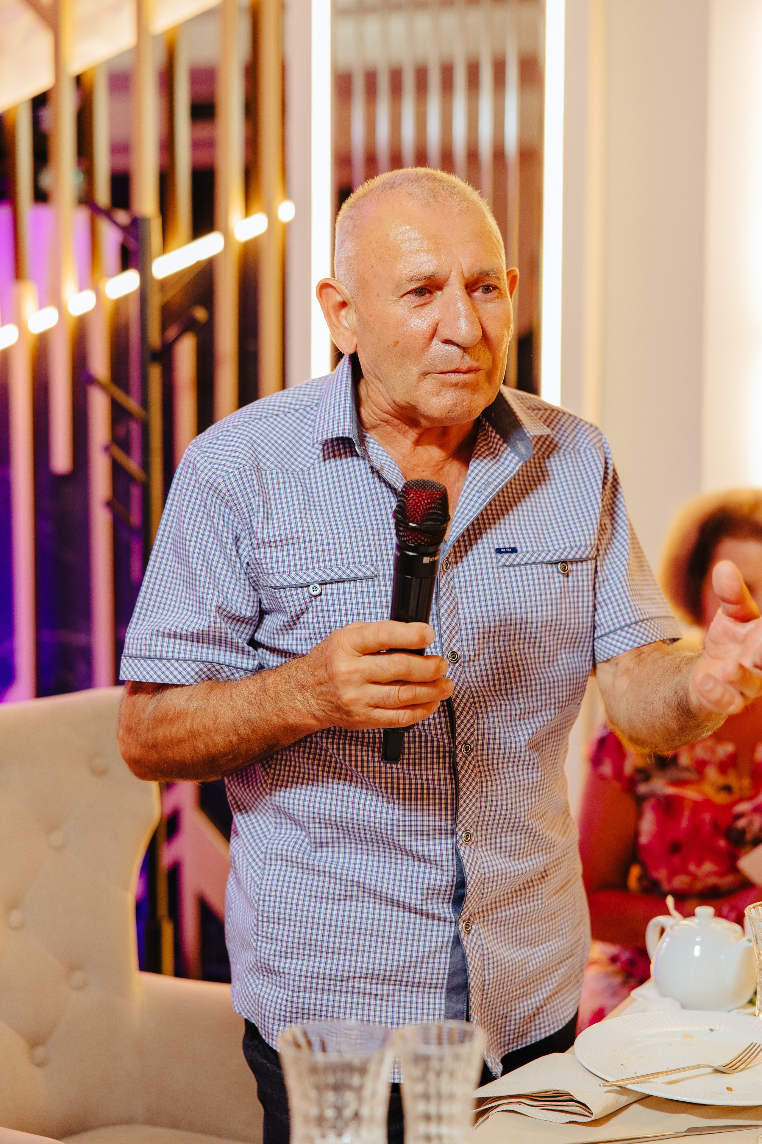 Delia. Fotograf de nuntă și evenimente private!