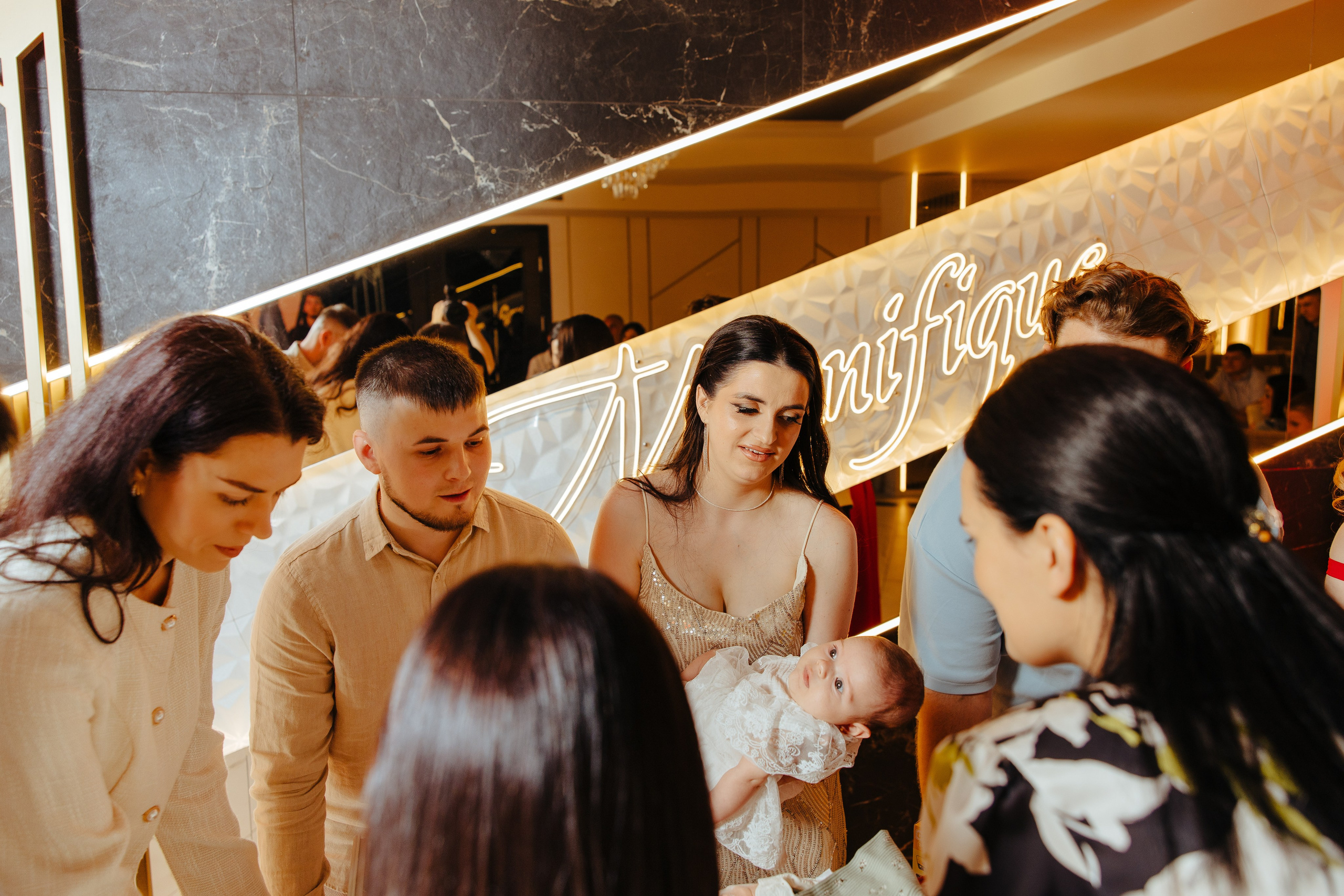 Delia. Fotograf de nuntă și evenimente private!