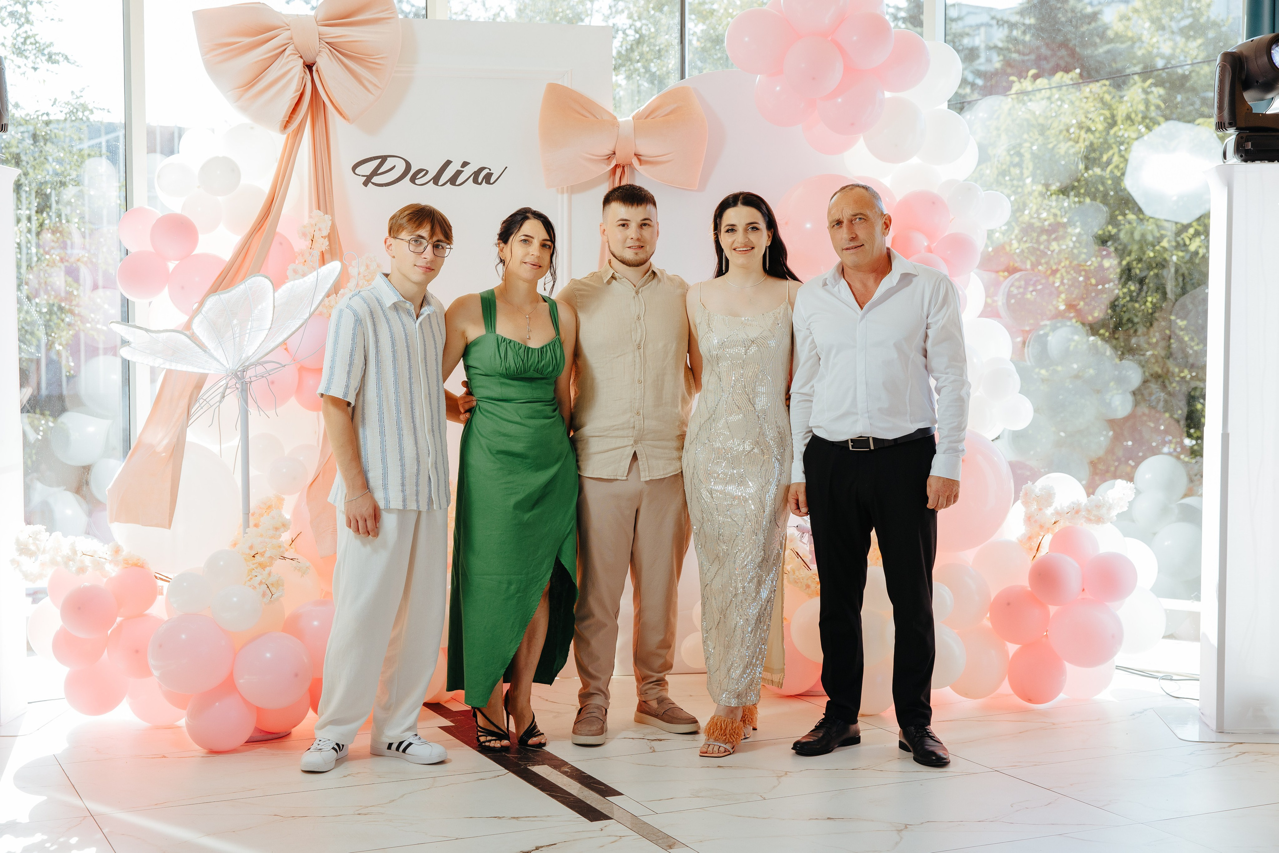 Delia. Fotograf de nuntă și evenimente private!