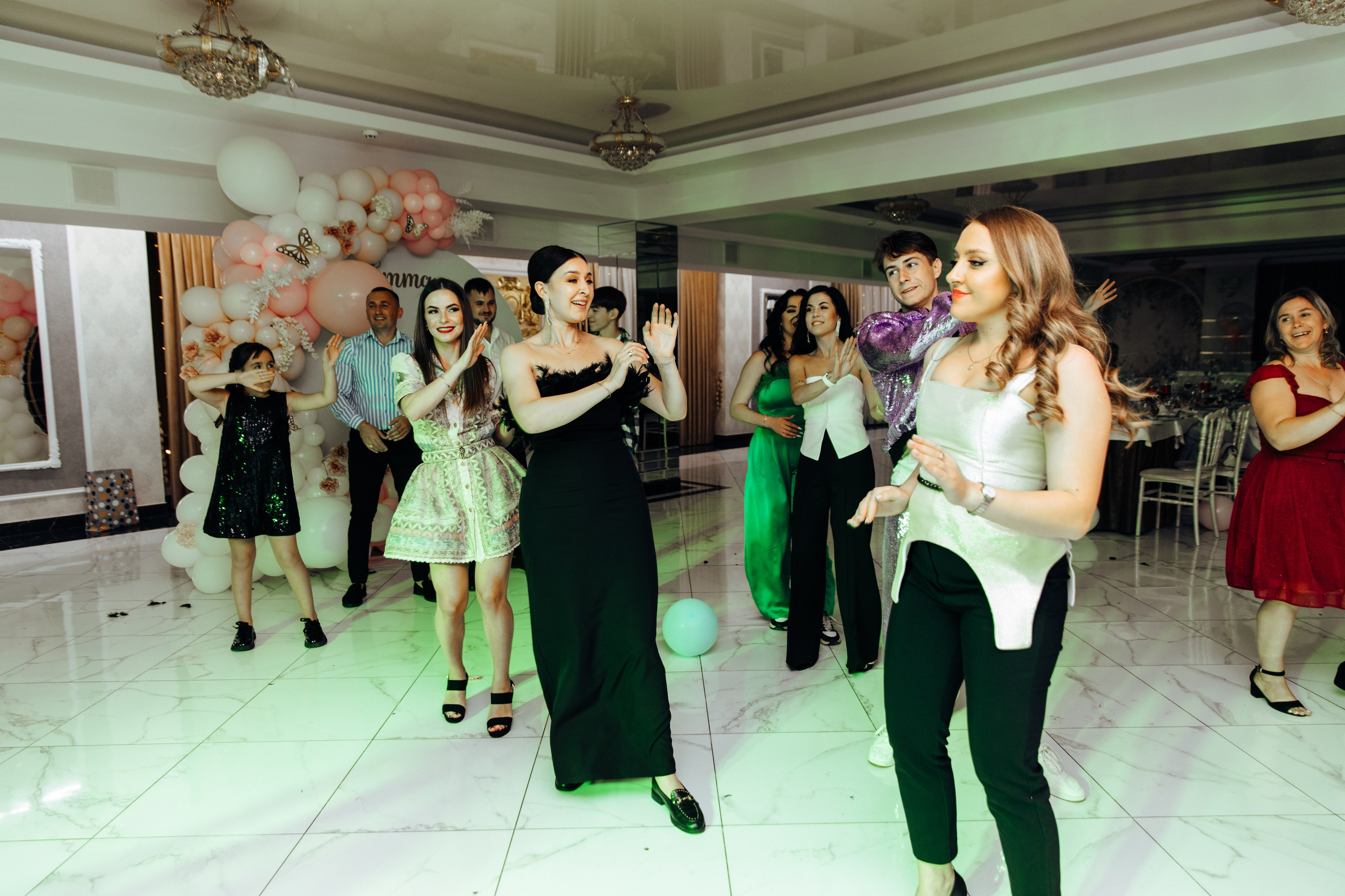 Emma. Fotograf de nuntă și evenimente private!