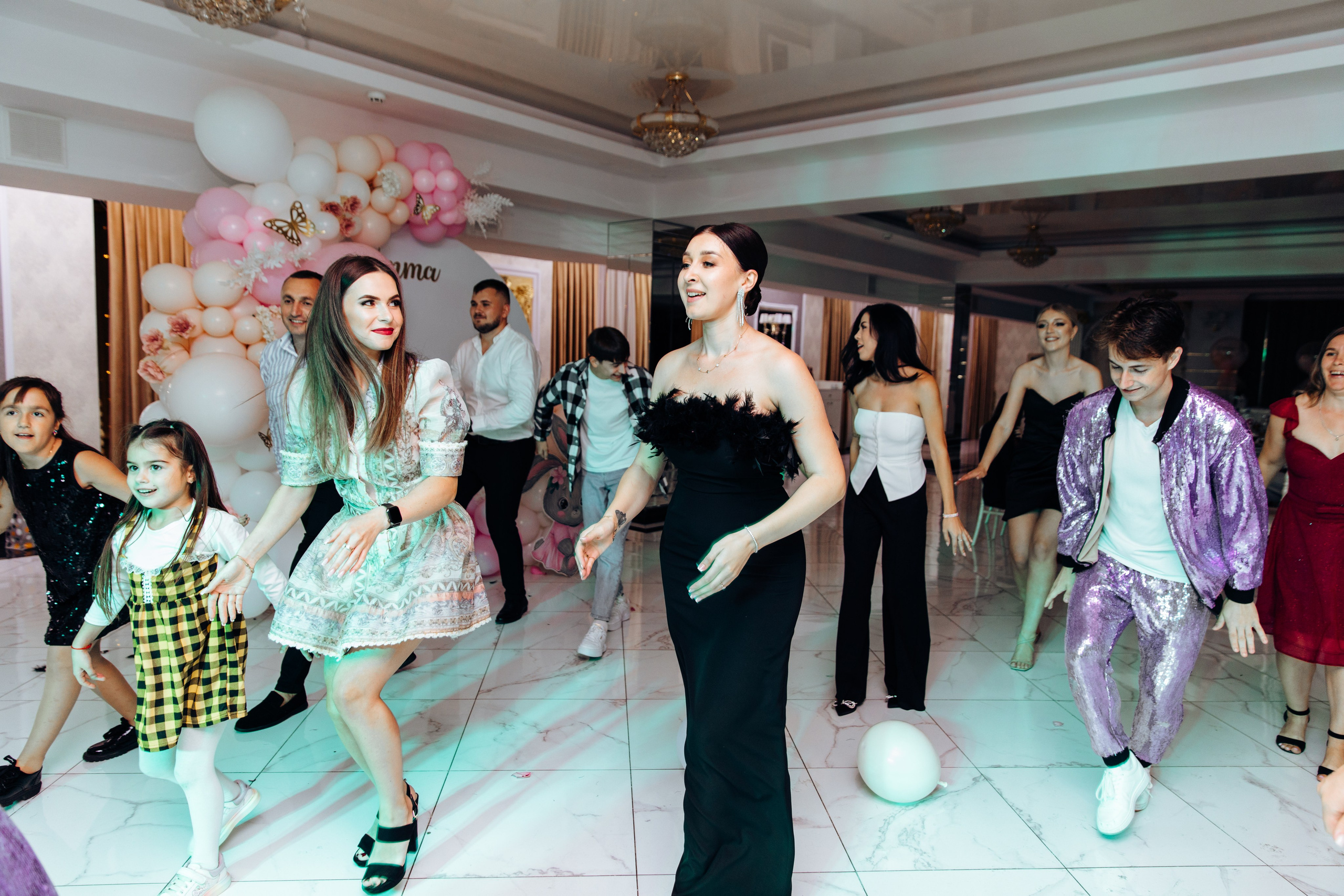 Emma. Fotograf de nuntă și evenimente private!