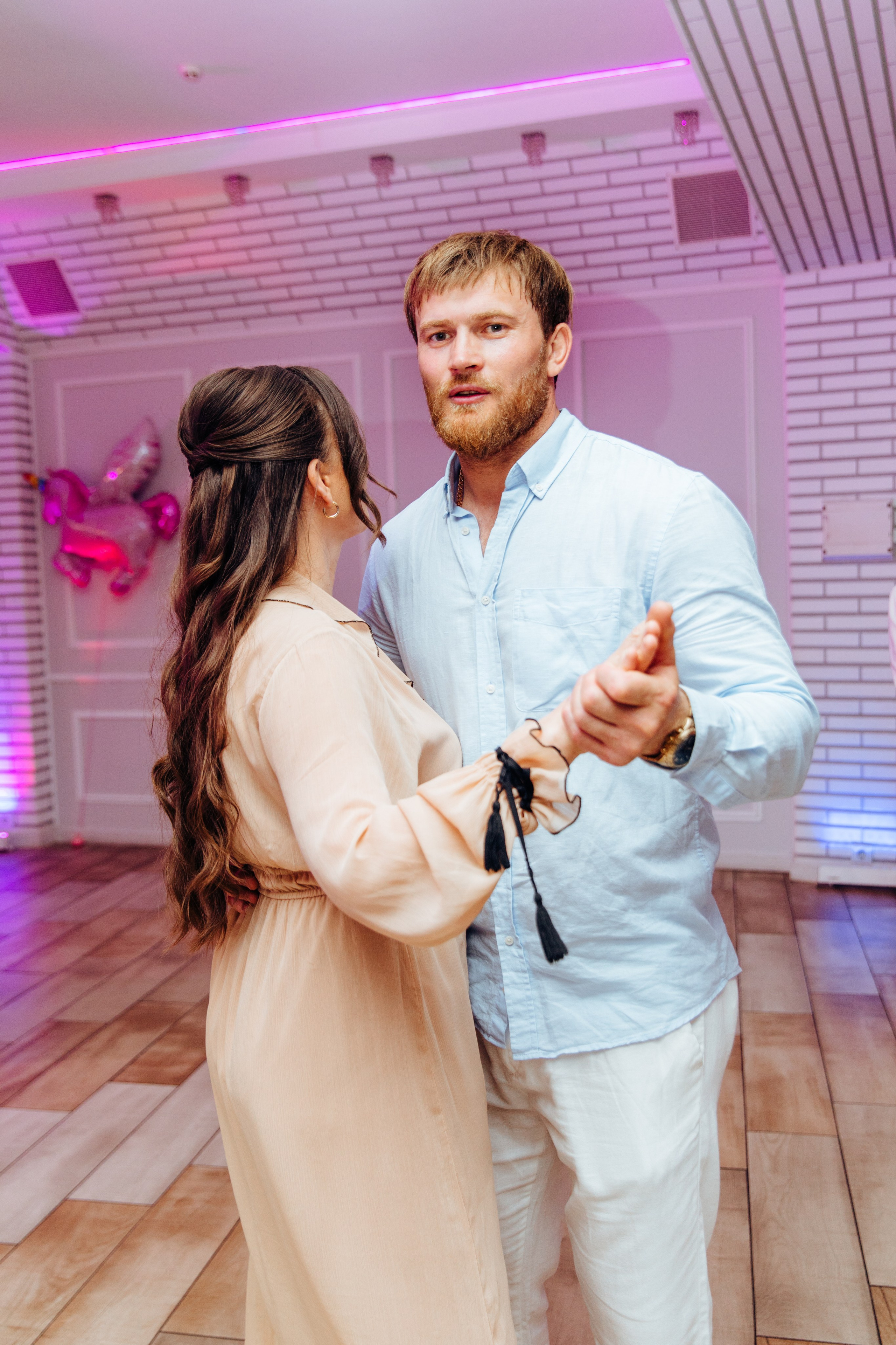 Antonia. Fotograf de nuntă și evenimente private!