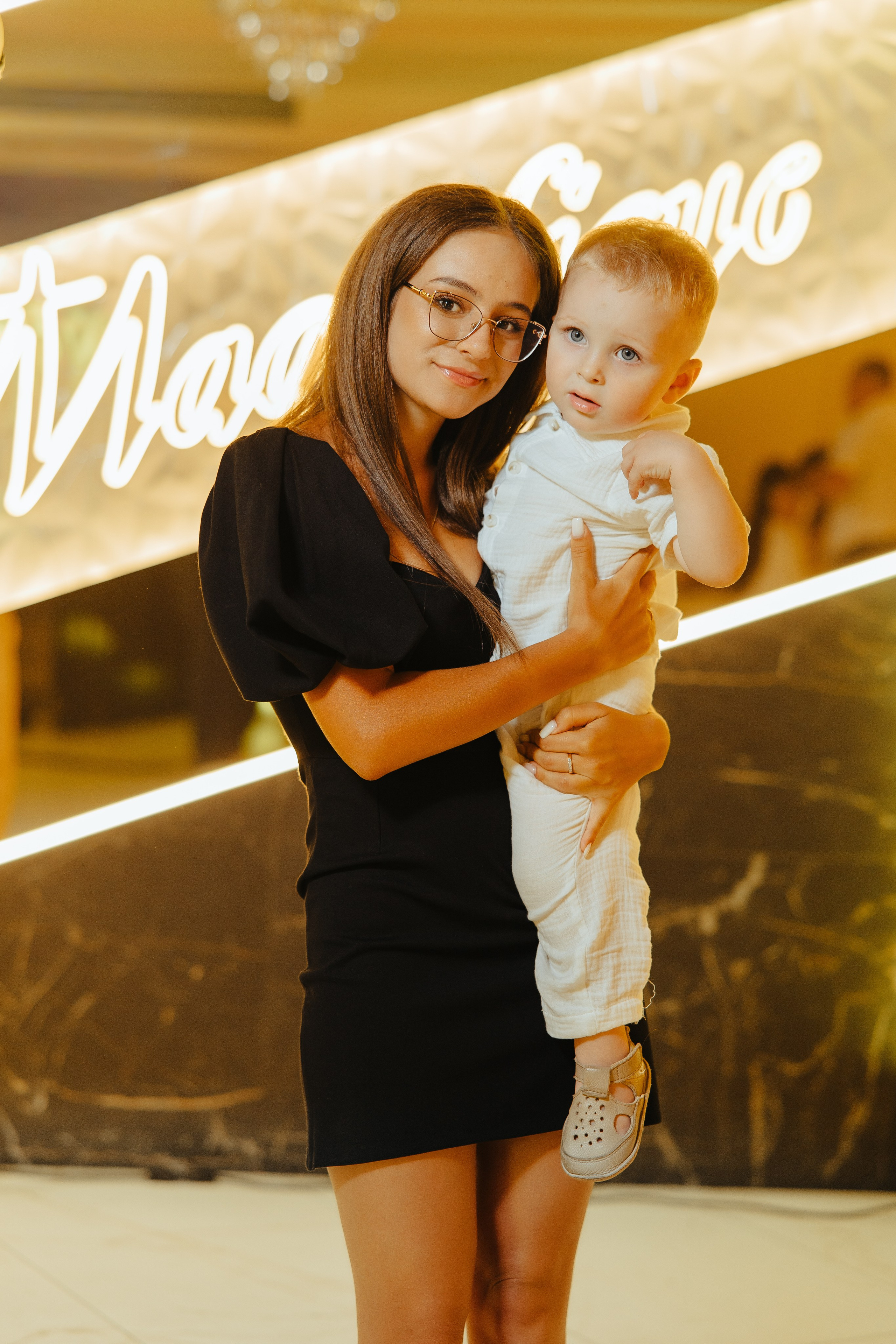 Delia. Fotograf de nuntă și evenimente private!