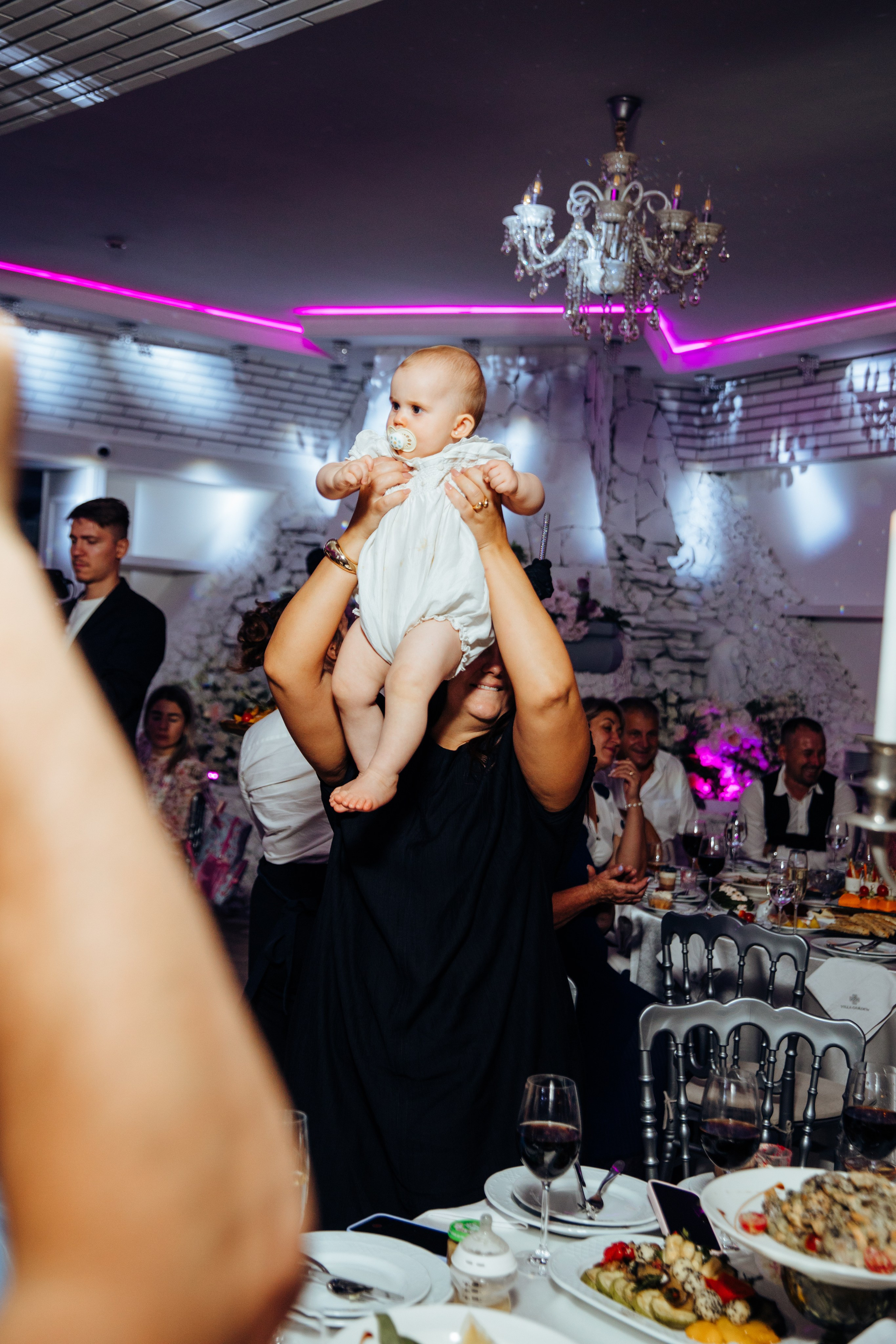 Antonia. Fotograf de nuntă și evenimente private!