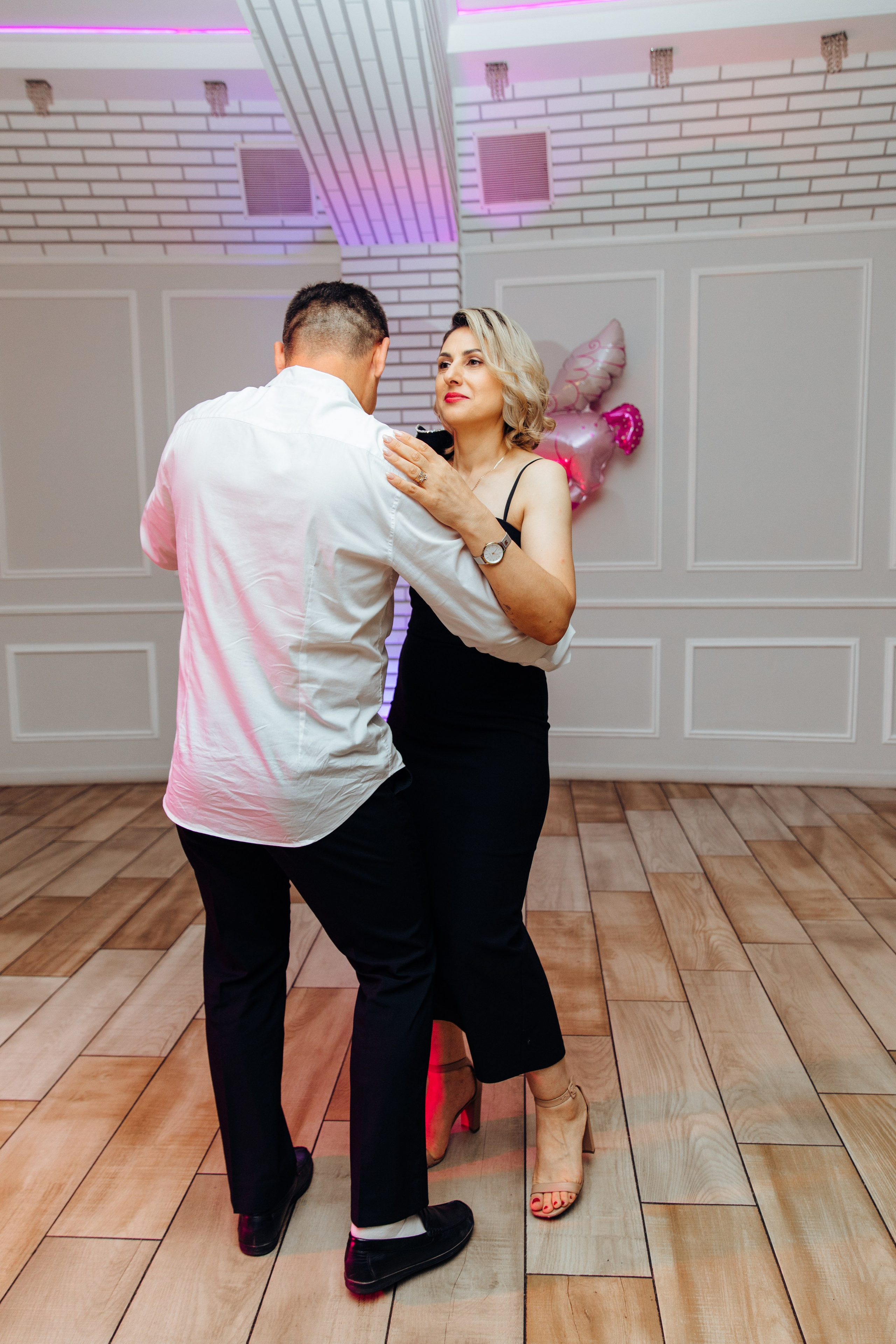 Antonia. Fotograf de nuntă și evenimente private!