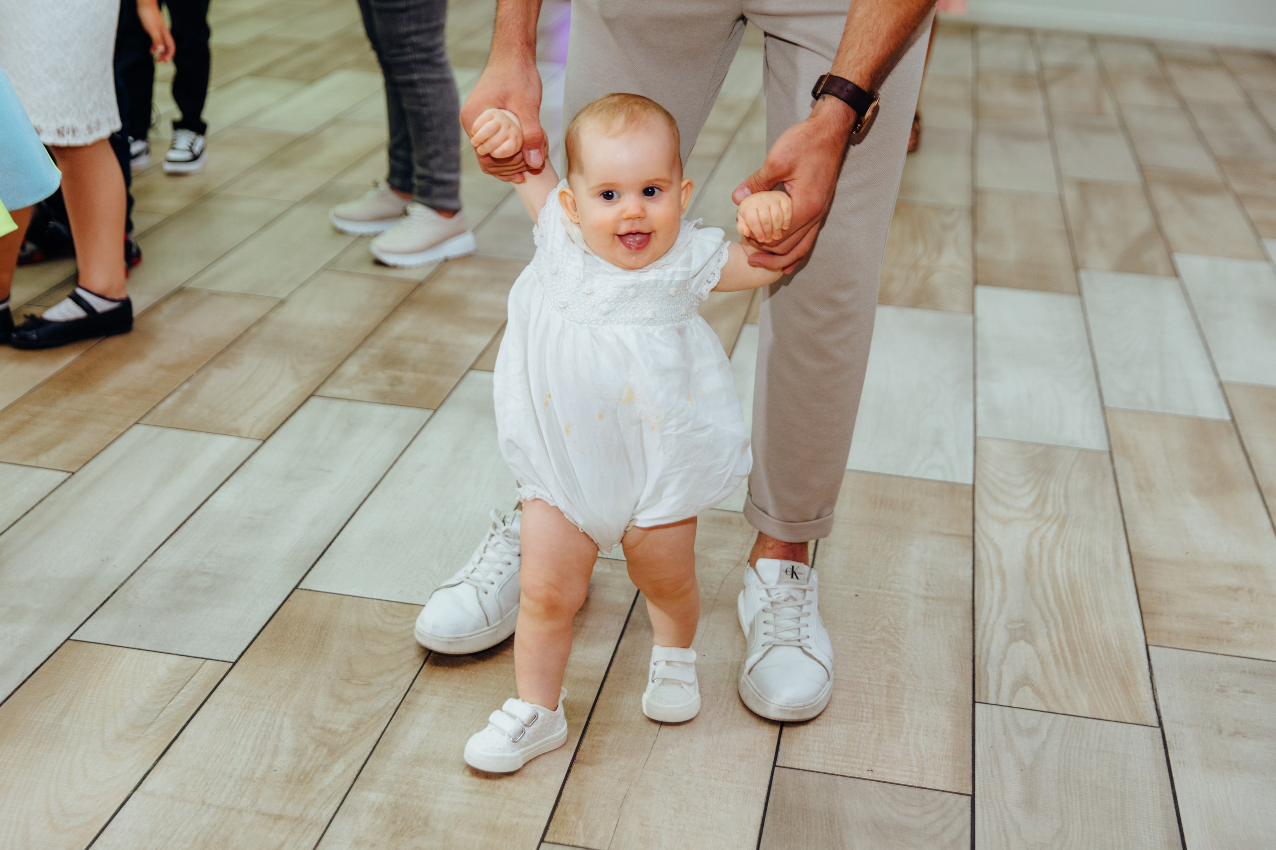 Antonia. Fotograf de nuntă și evenimente private!