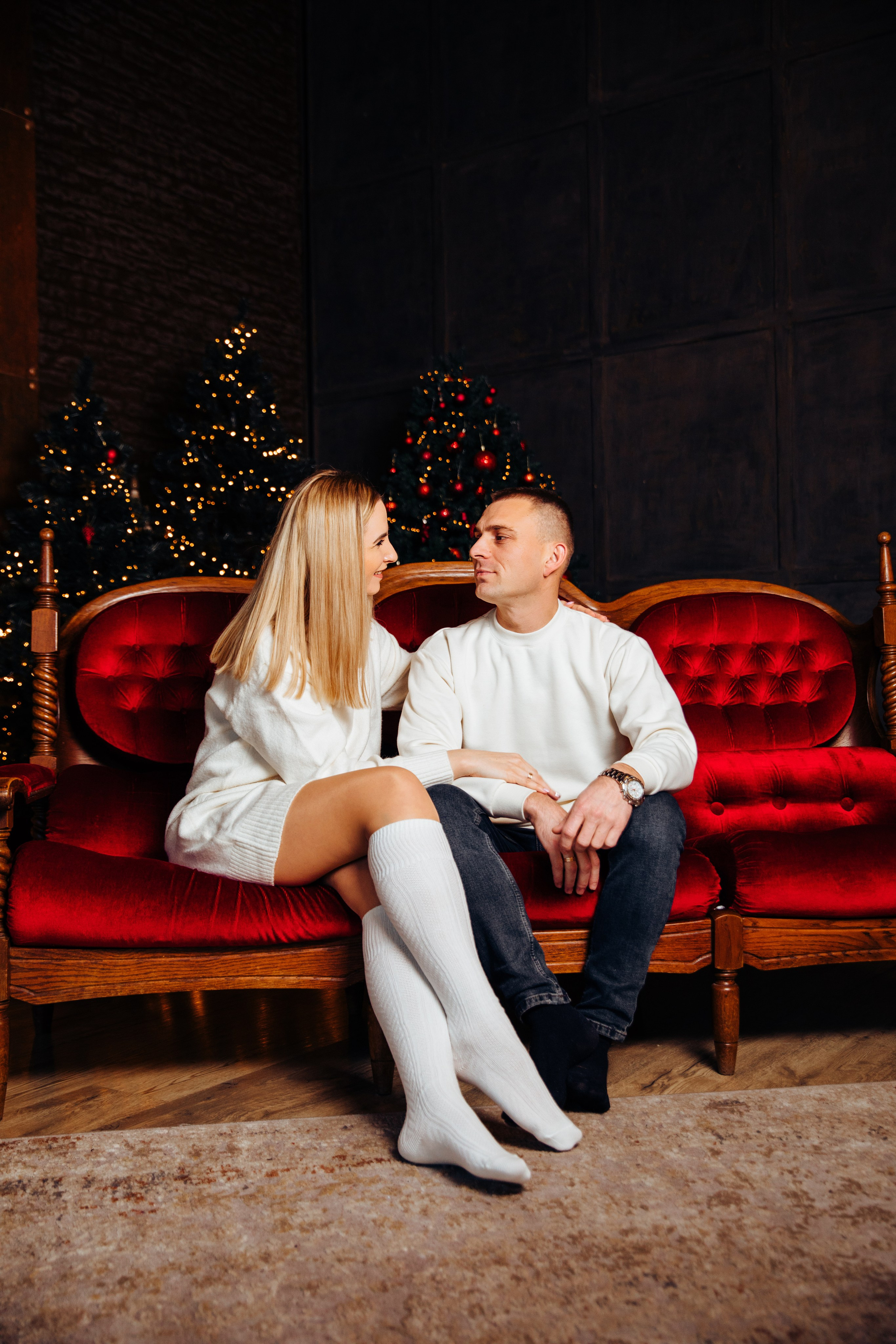 Magia sarbātorilor. Fotograf de nuntă și evenimente private!