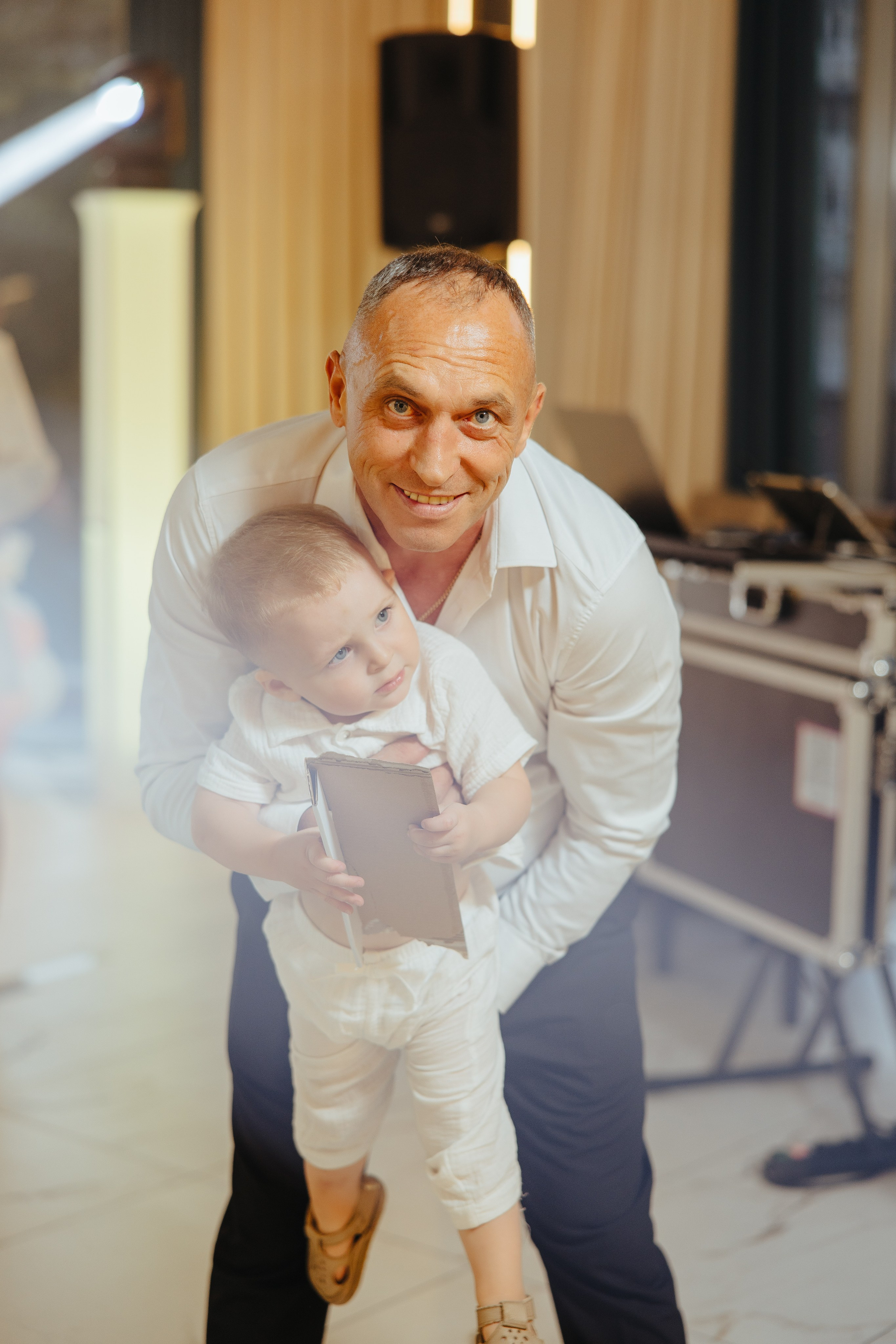 Delia. Fotograf de nuntă și evenimente private!