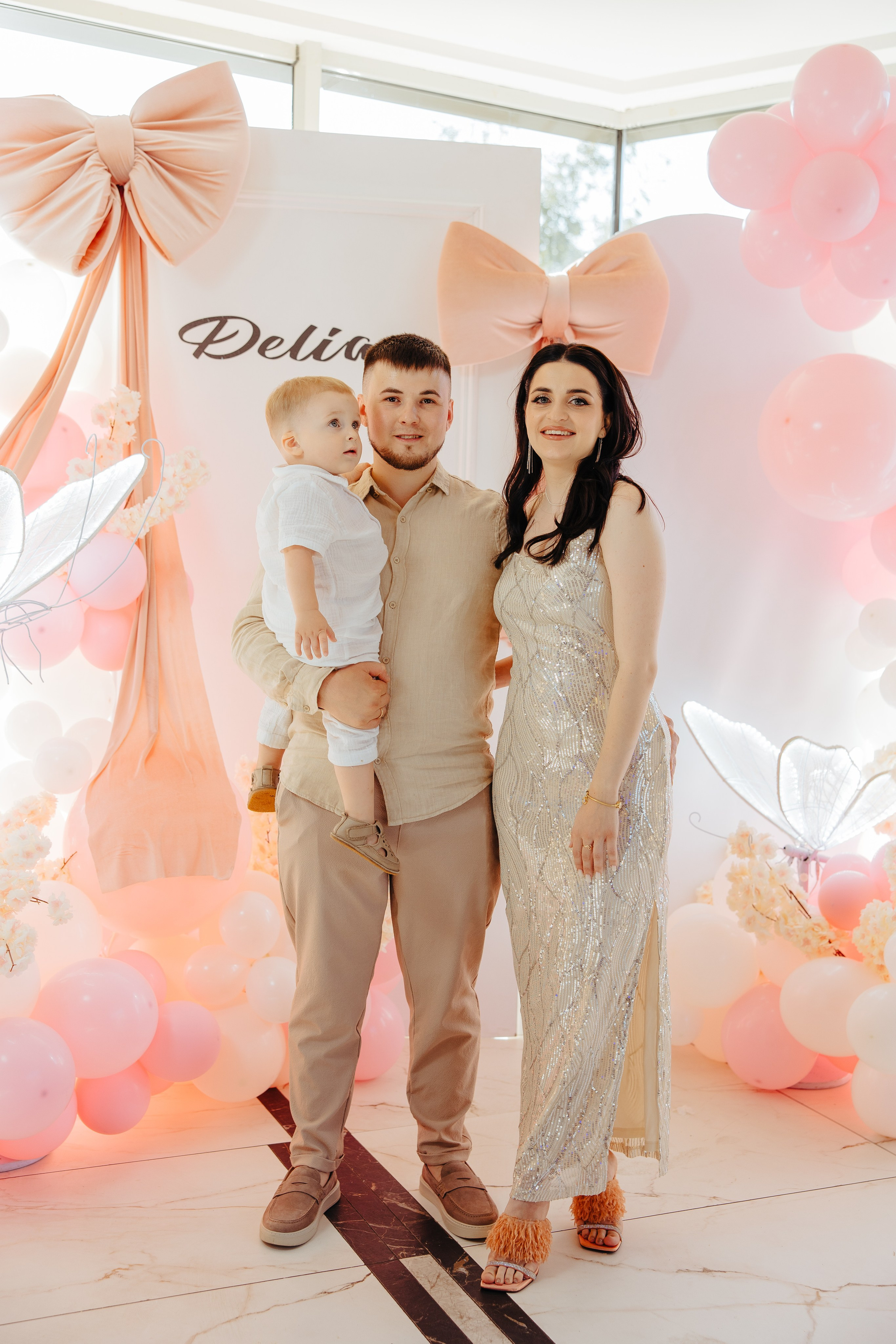 Delia. Fotograf de nuntă și evenimente private!