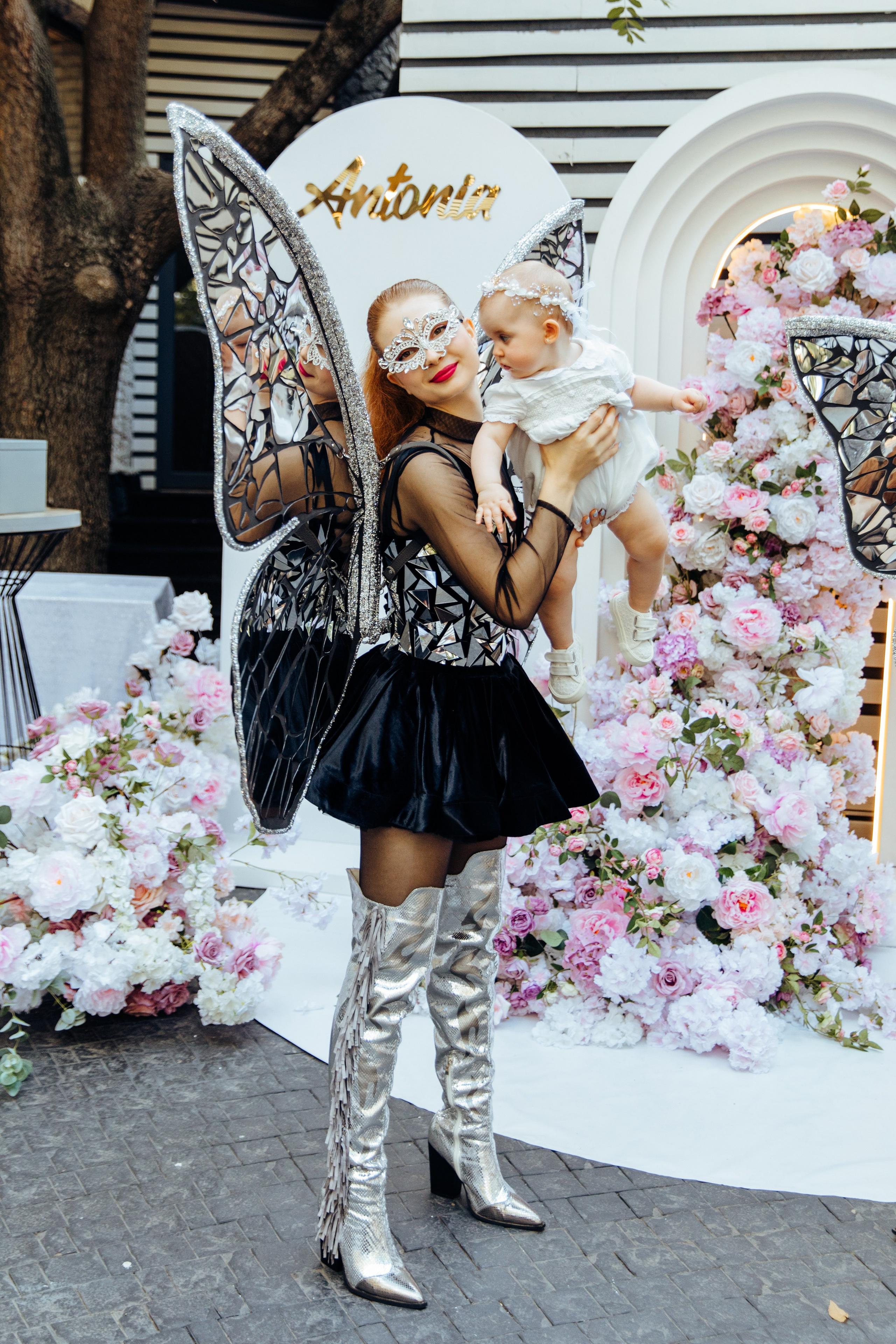 Antonia. Fotograf de nuntă și evenimente private!