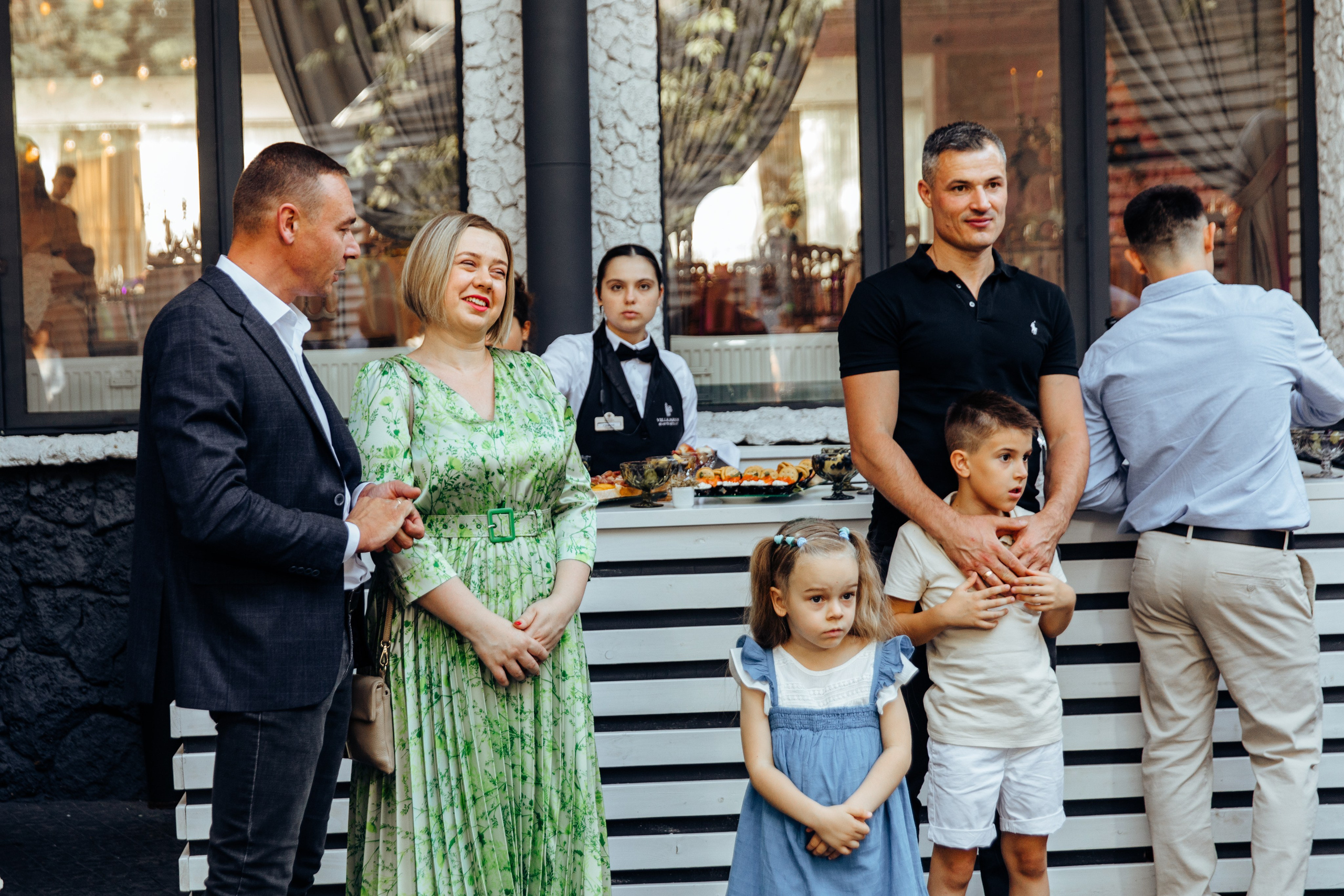 Antonia. Fotograf de nuntă și evenimente private!