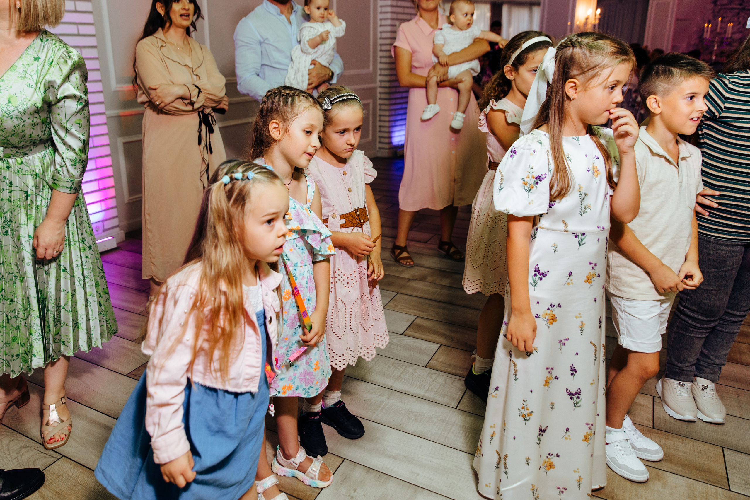 Antonia. Fotograf de nuntă și evenimente private!