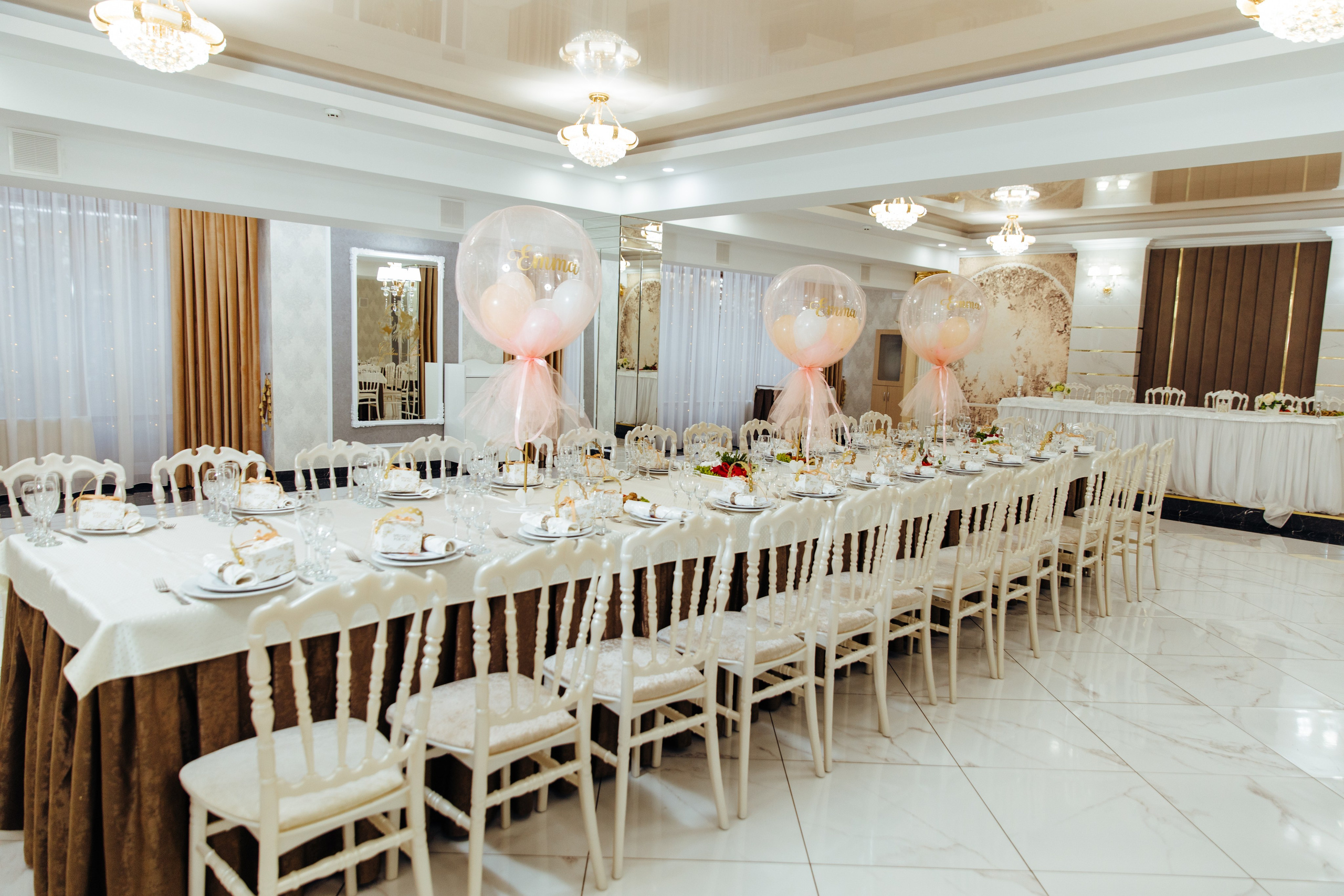 Emma. Fotograf de nuntă și evenimente private!