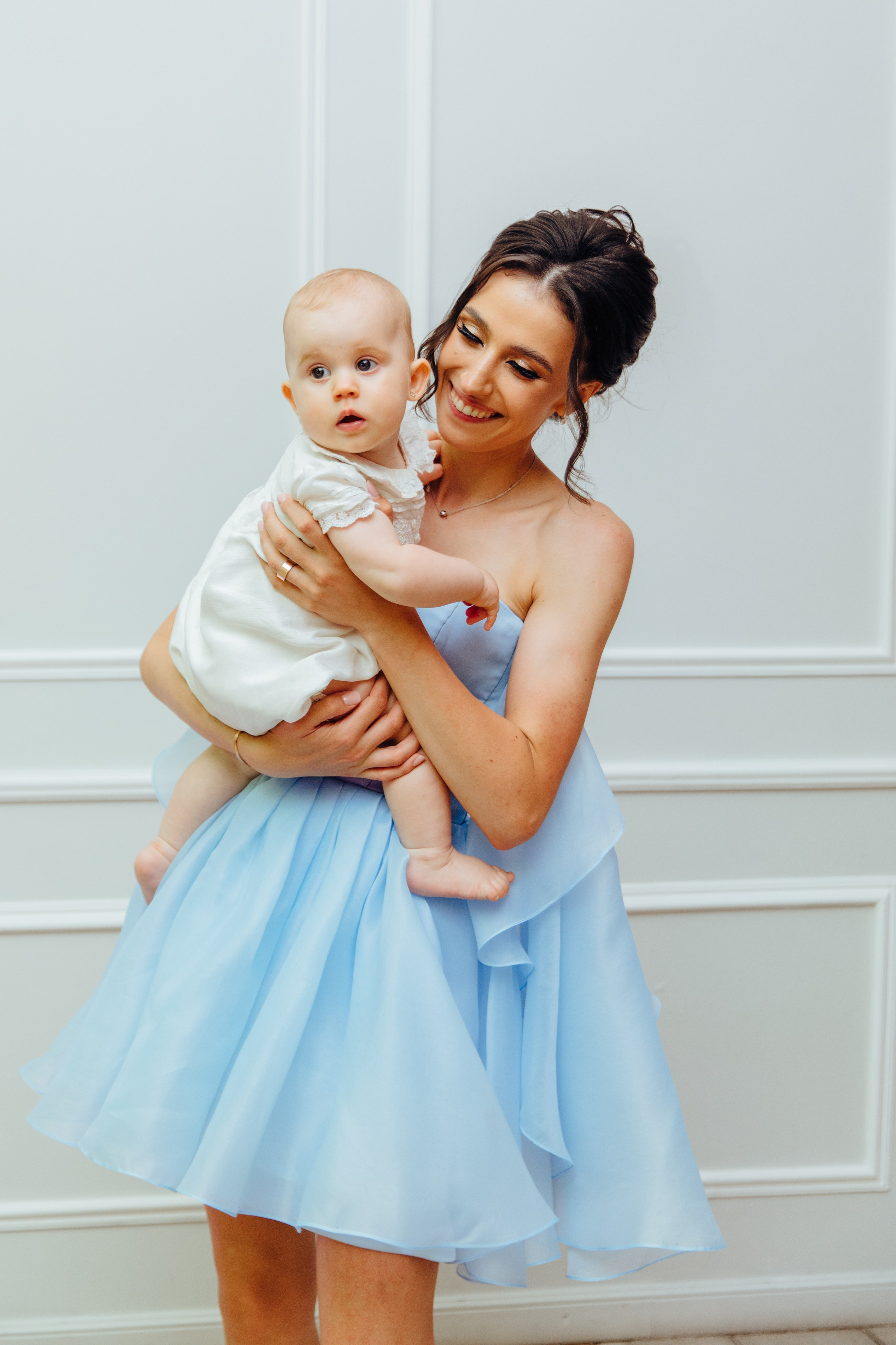 Antonia. Fotograf de nuntă și evenimente private!