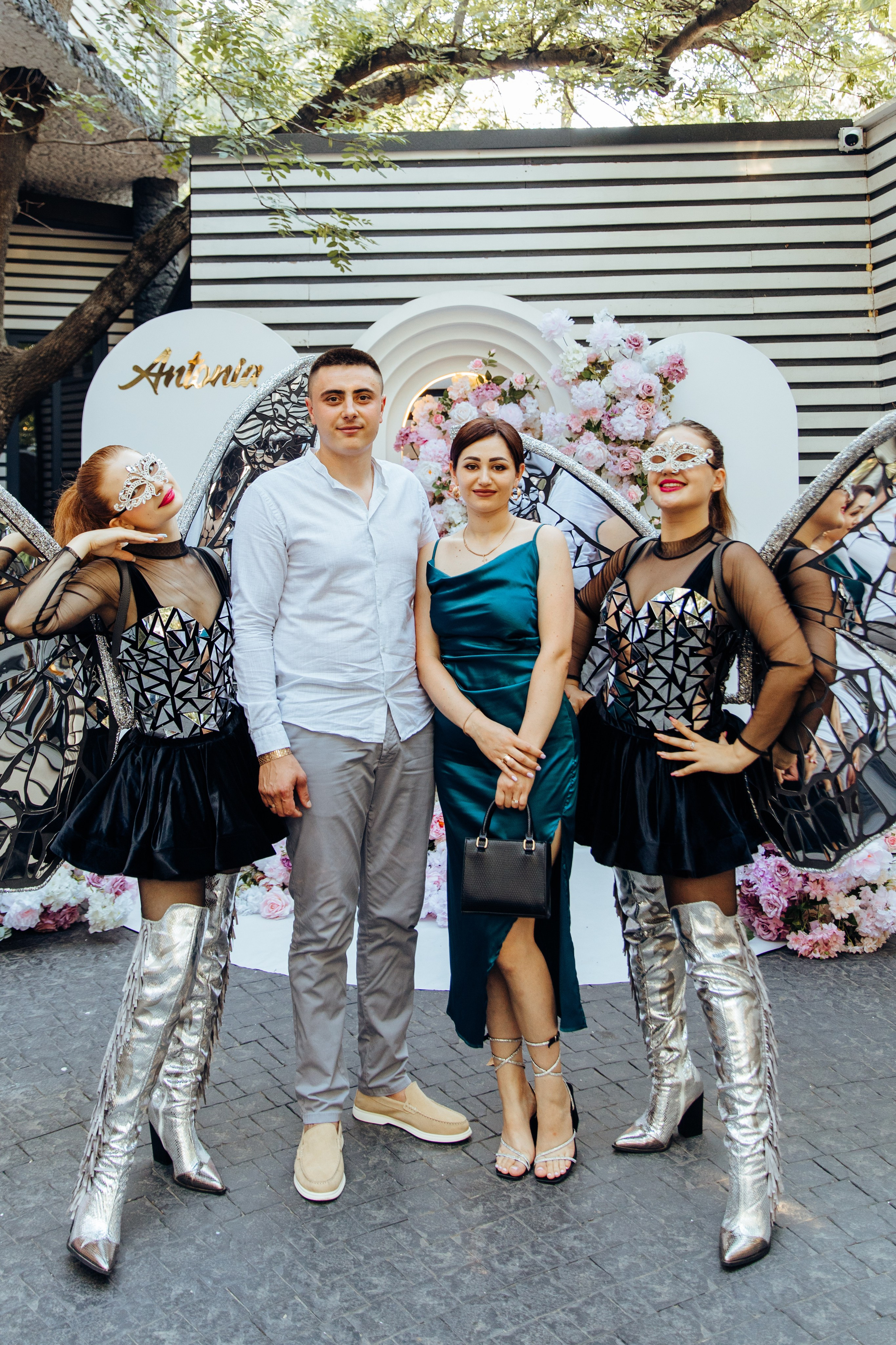 Antonia. Fotograf de nuntă și evenimente private!