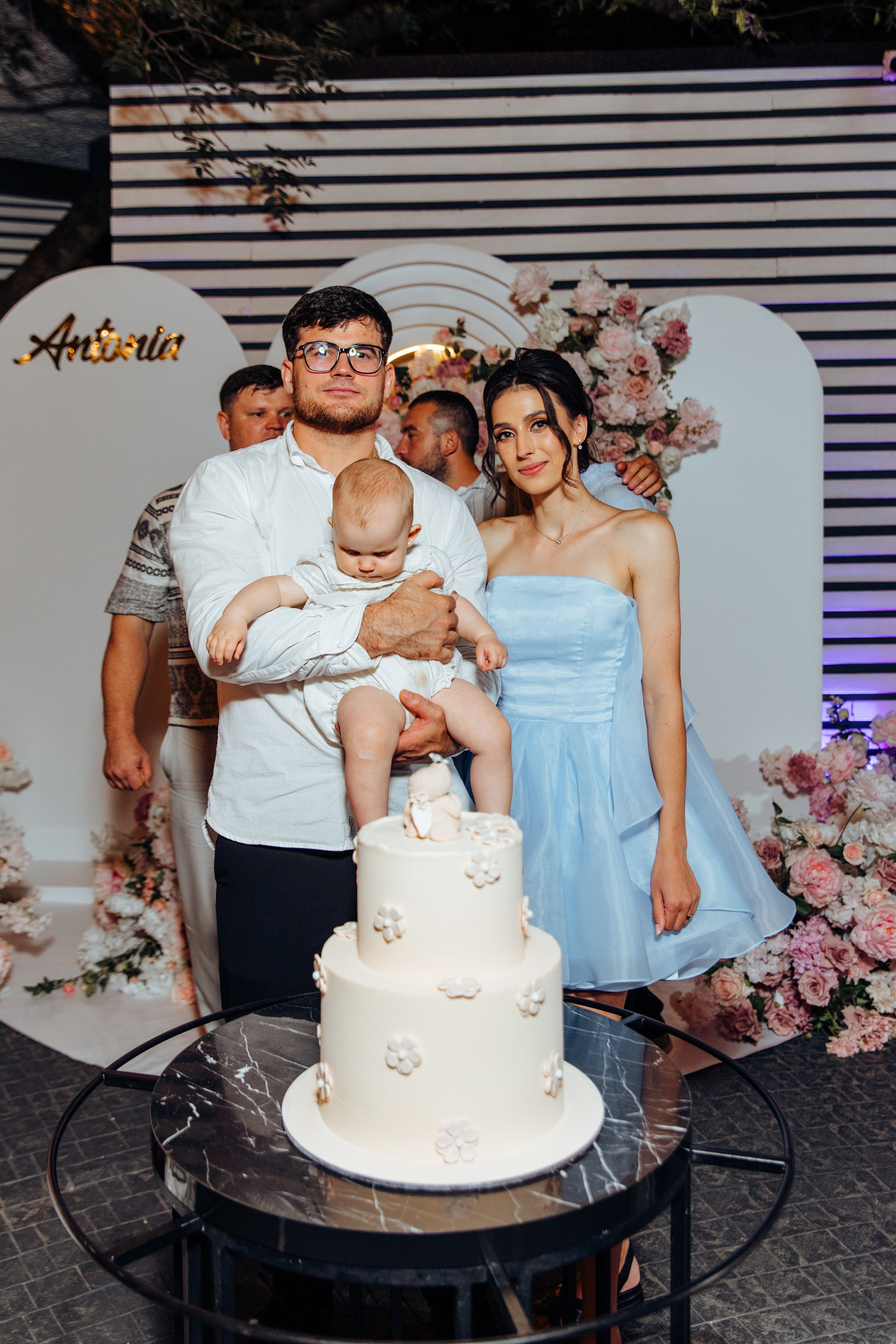 Antonia. Fotograf de nuntă și evenimente private!