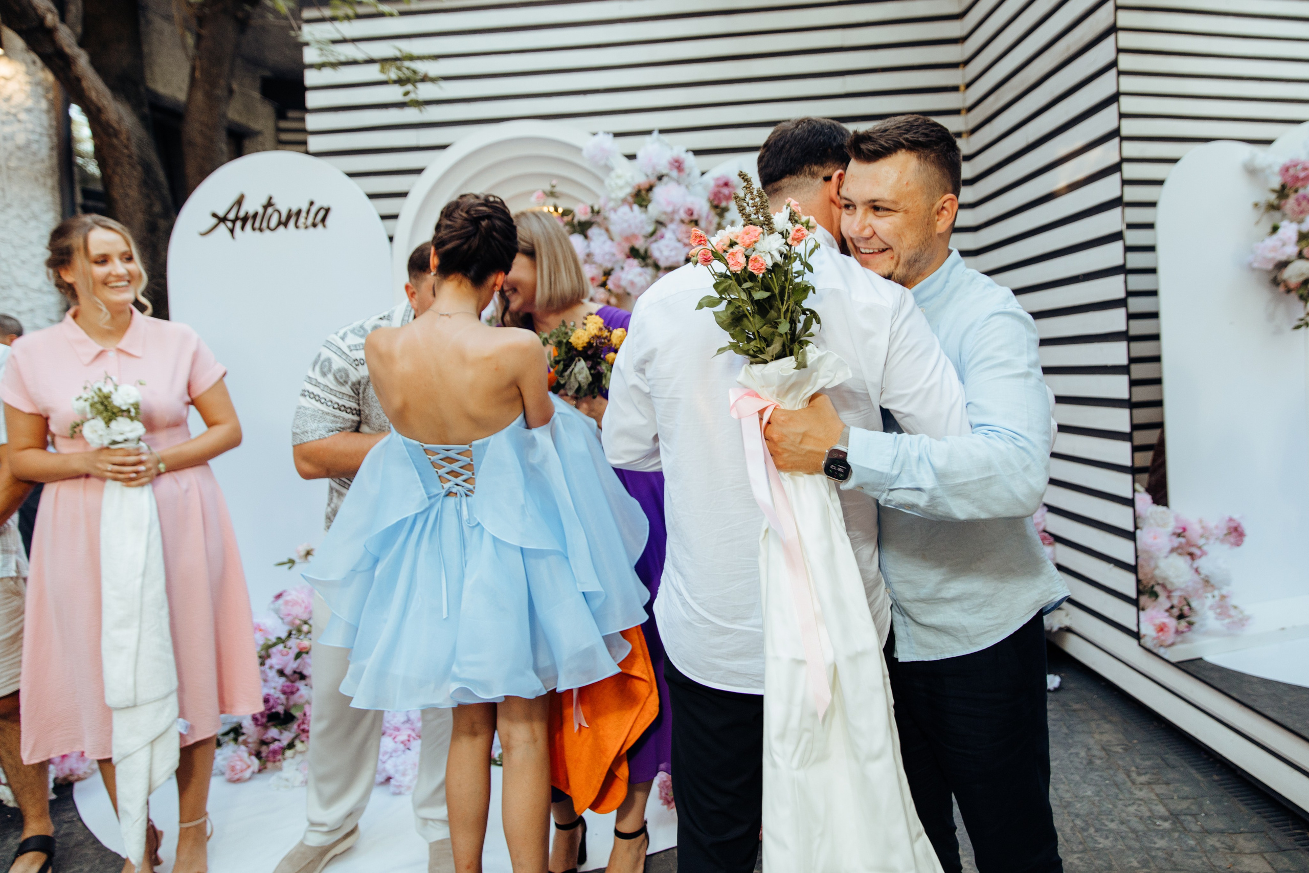 Antonia. Fotograf de nuntă și evenimente private!