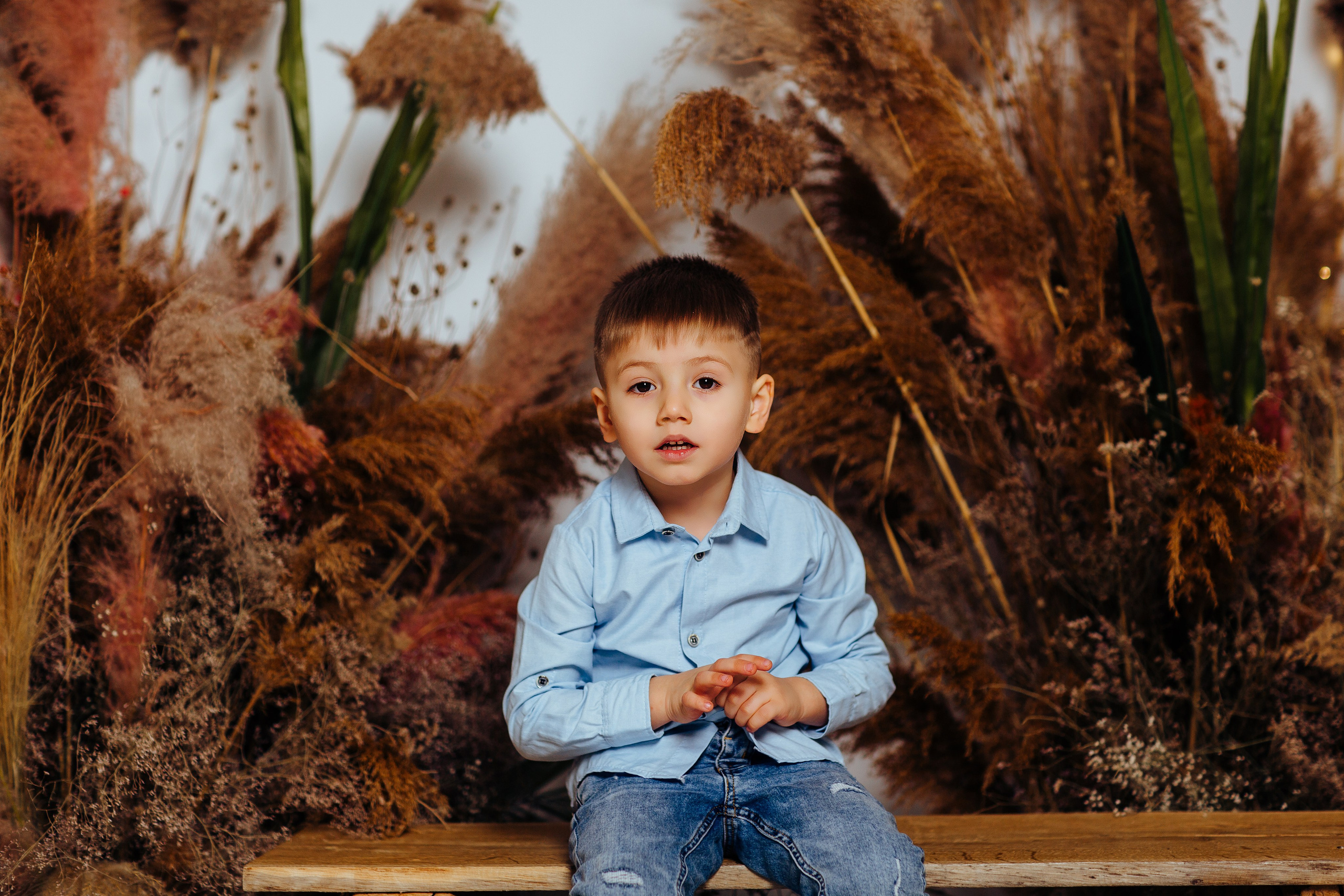 Magia sarbātorilor. Fotograf de nuntă și evenimente private!