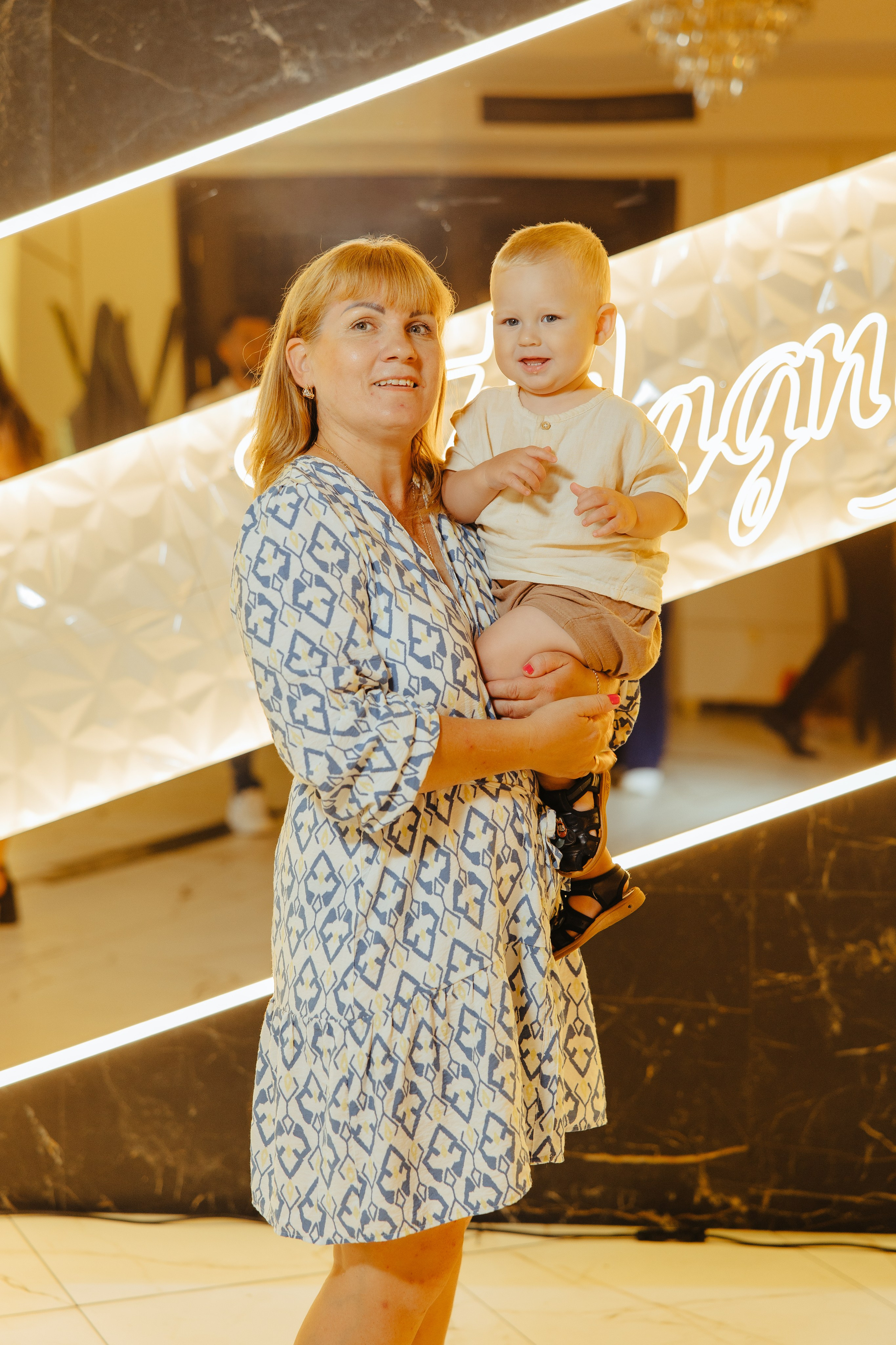 Delia. Fotograf de nuntă și evenimente private!