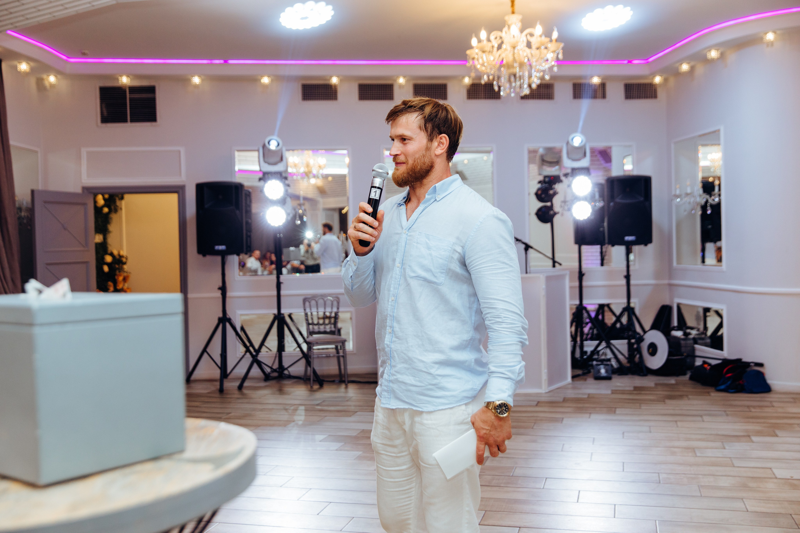 Antonia. Fotograf de nuntă și evenimente private!