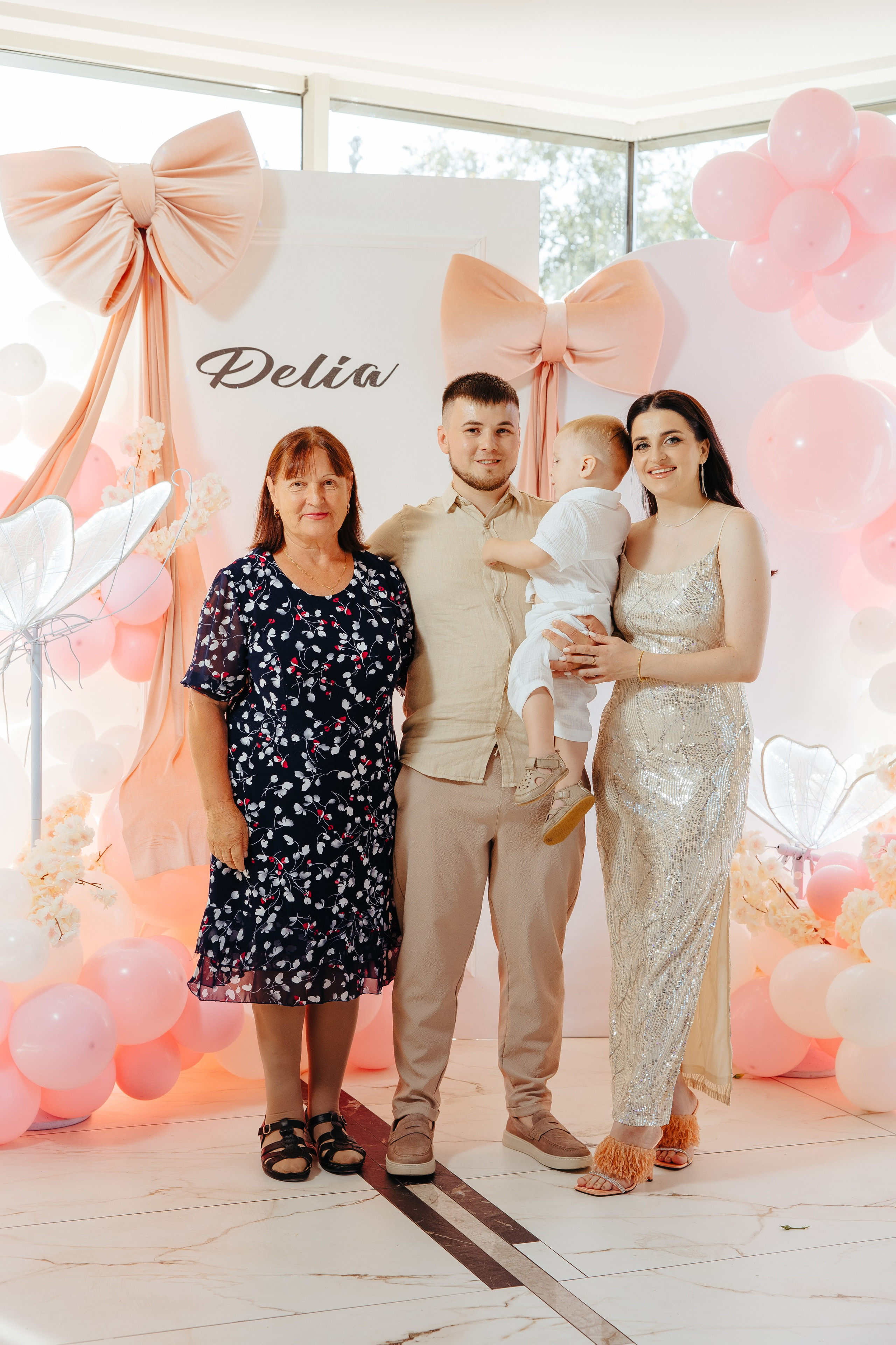 Delia. Fotograf de nuntă și evenimente private!