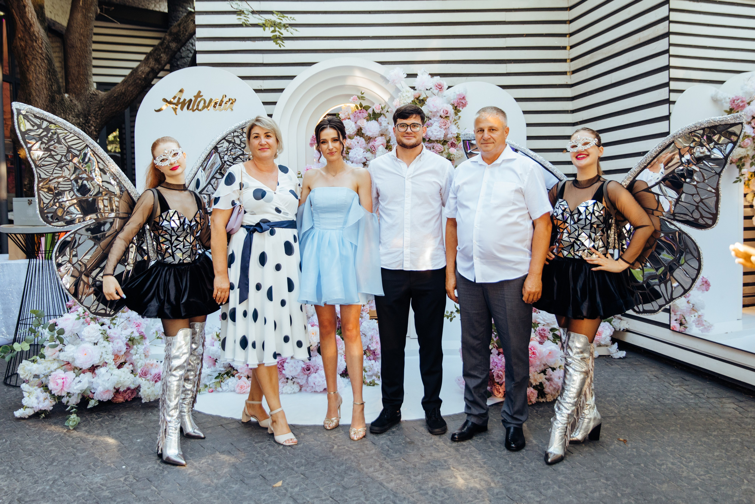 Antonia. Fotograf de nuntă și evenimente private!